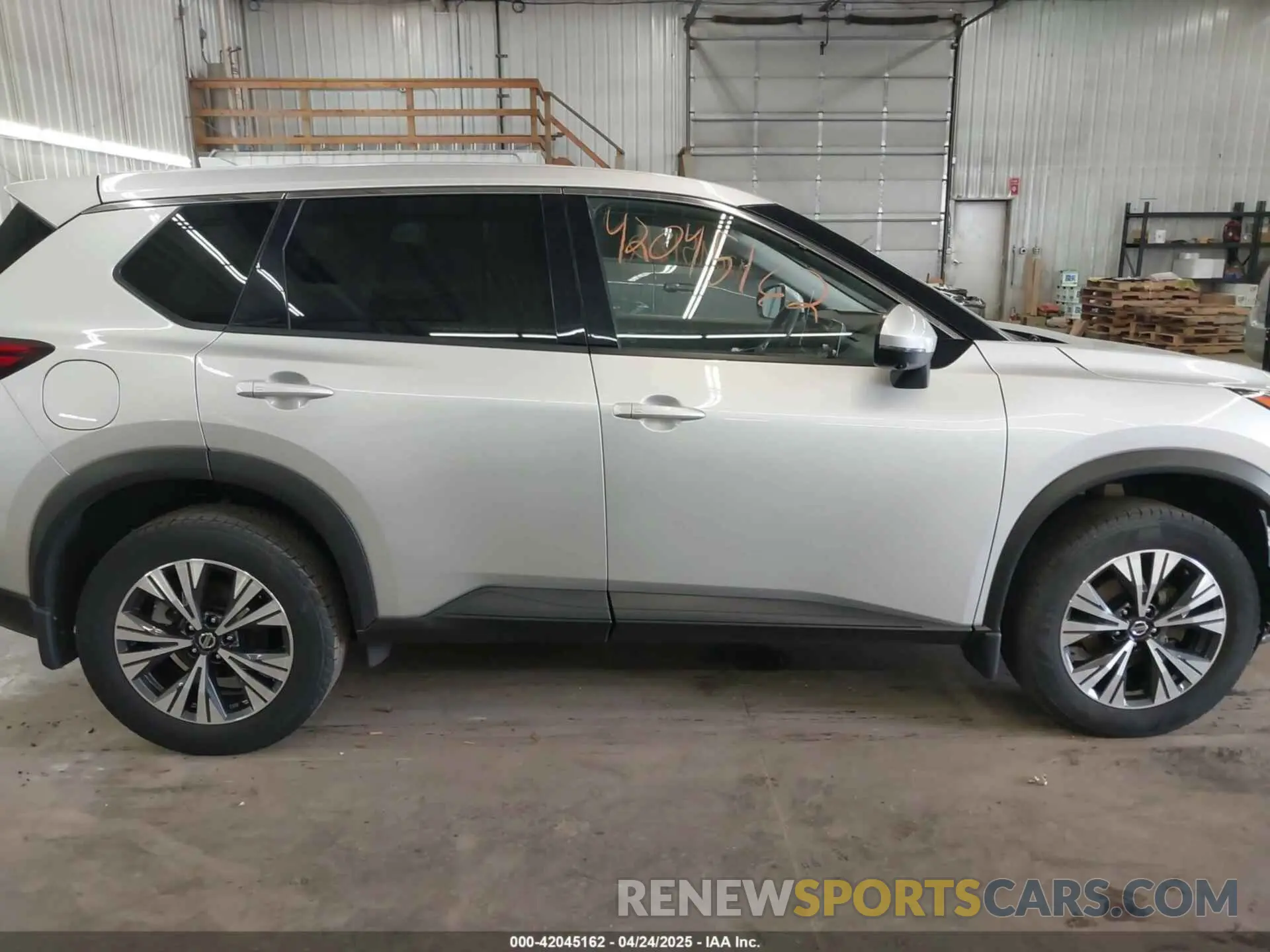 14 Photograph of a damaged car JN8AT3BB9MW210051 NISSAN ROGUE 2021
