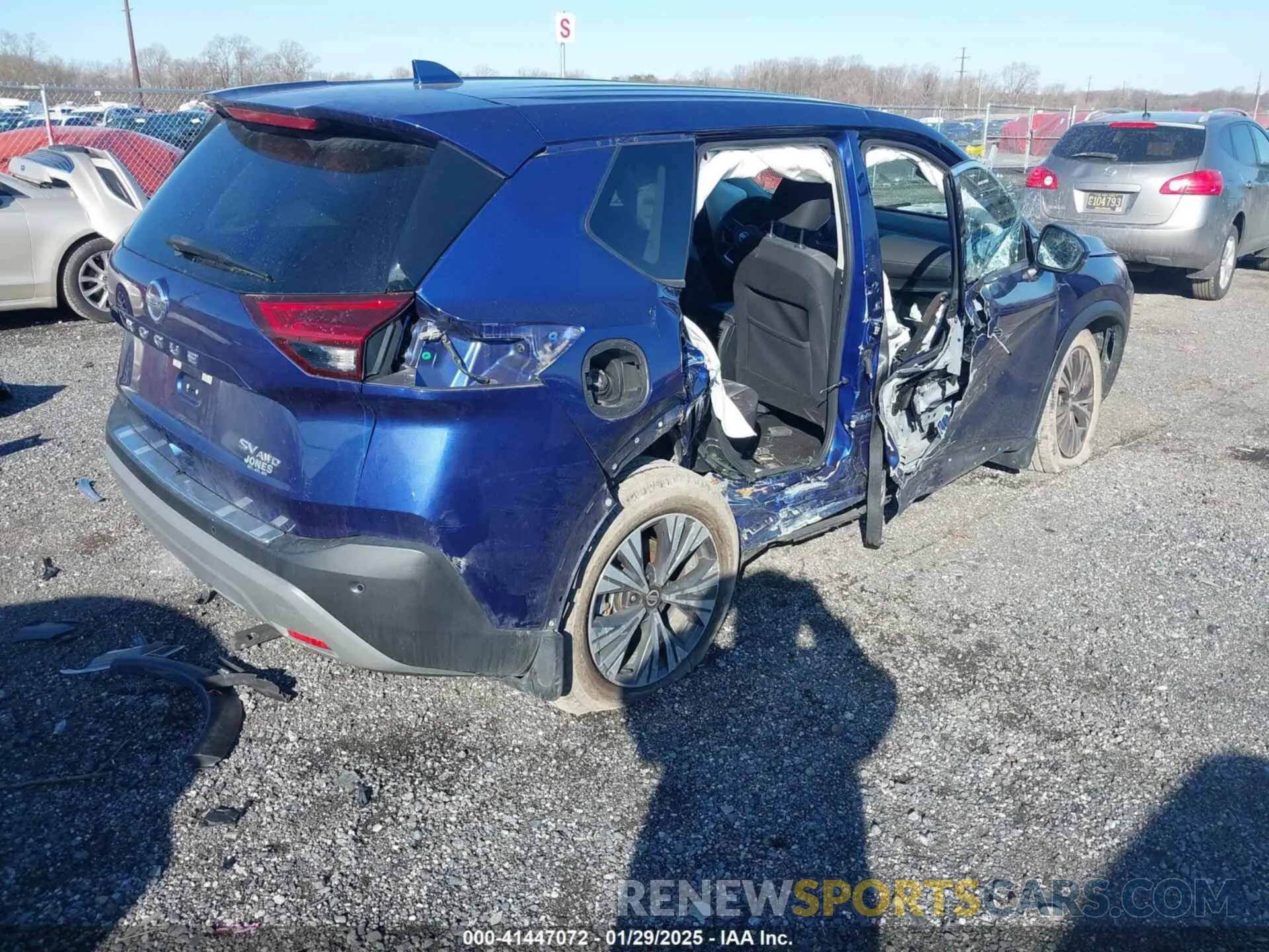 4 Photograph of a damaged car JN8AT3BB9MW215640 NISSAN ROGUE 2021