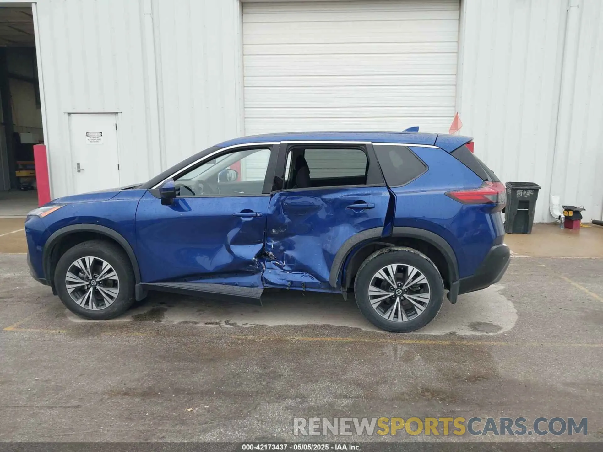 14 Photograph of a damaged car JN8AT3BB9MW221180 NISSAN ROGUE 2021