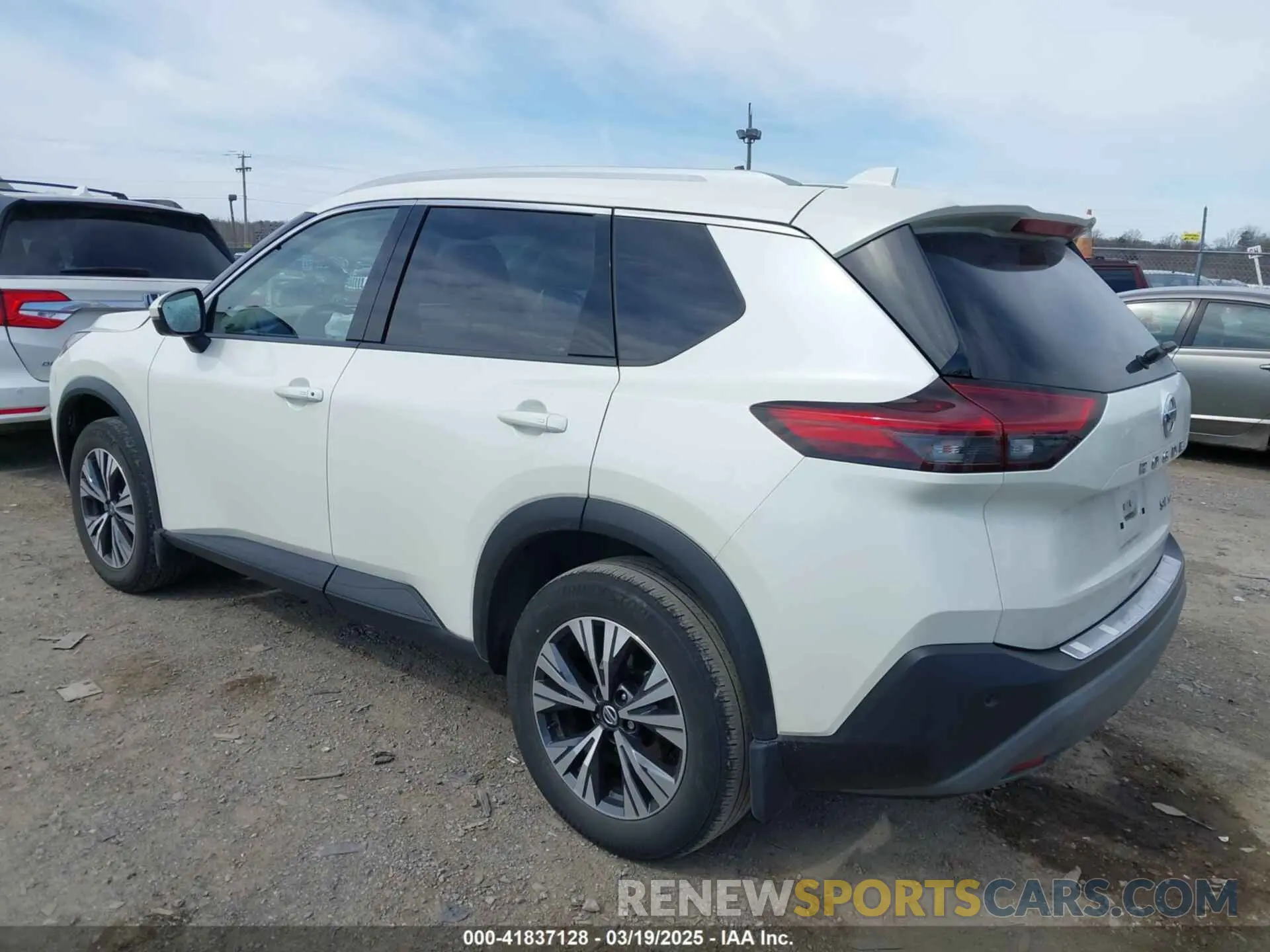 3 Фотография поврежденного автомобиля JN8AT3BB9MW237797 NISSAN ROGUE 2021