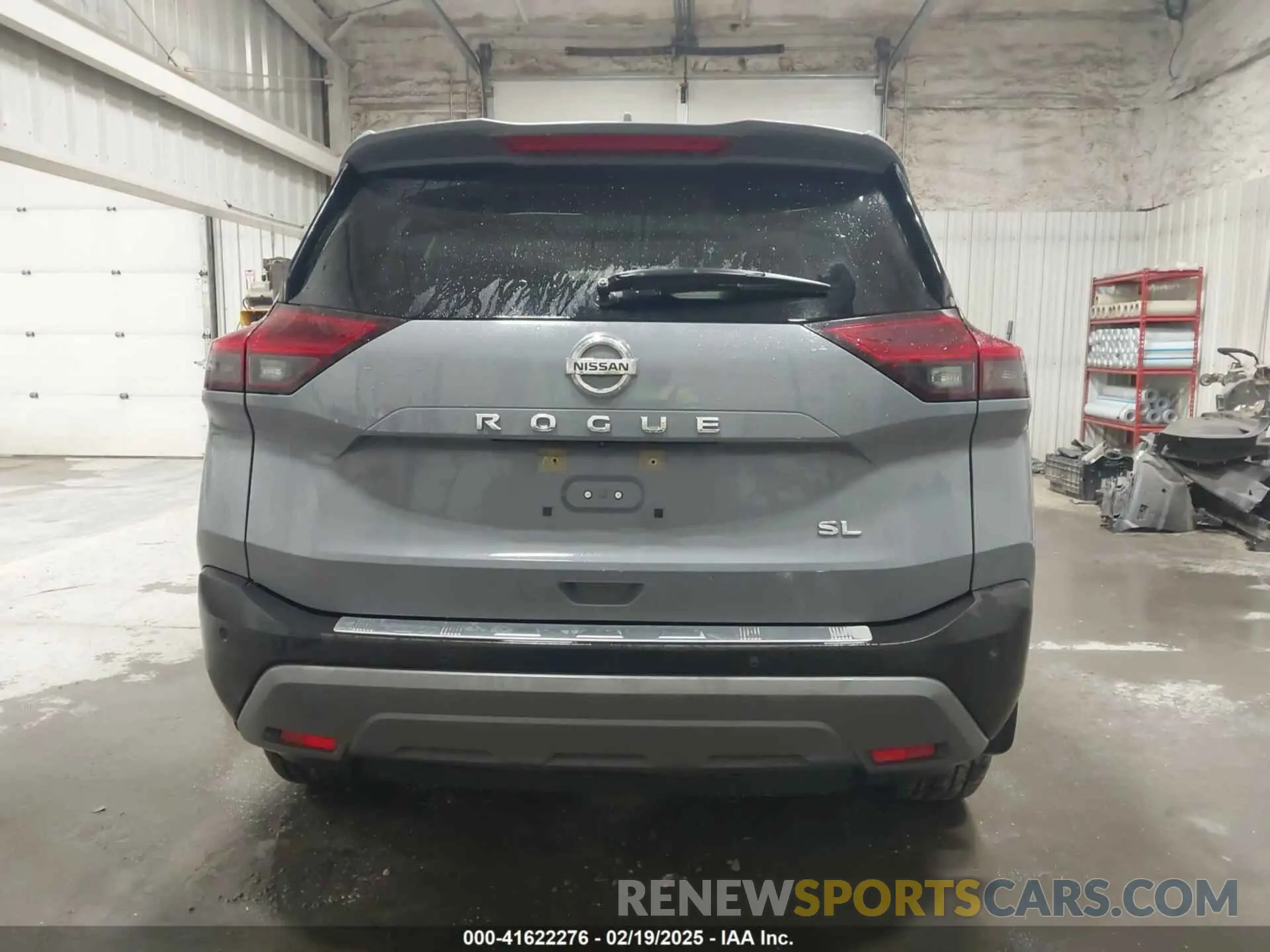 17 Photograph of a damaged car JN8AT3CA2MW020341 NISSAN ROGUE 2021