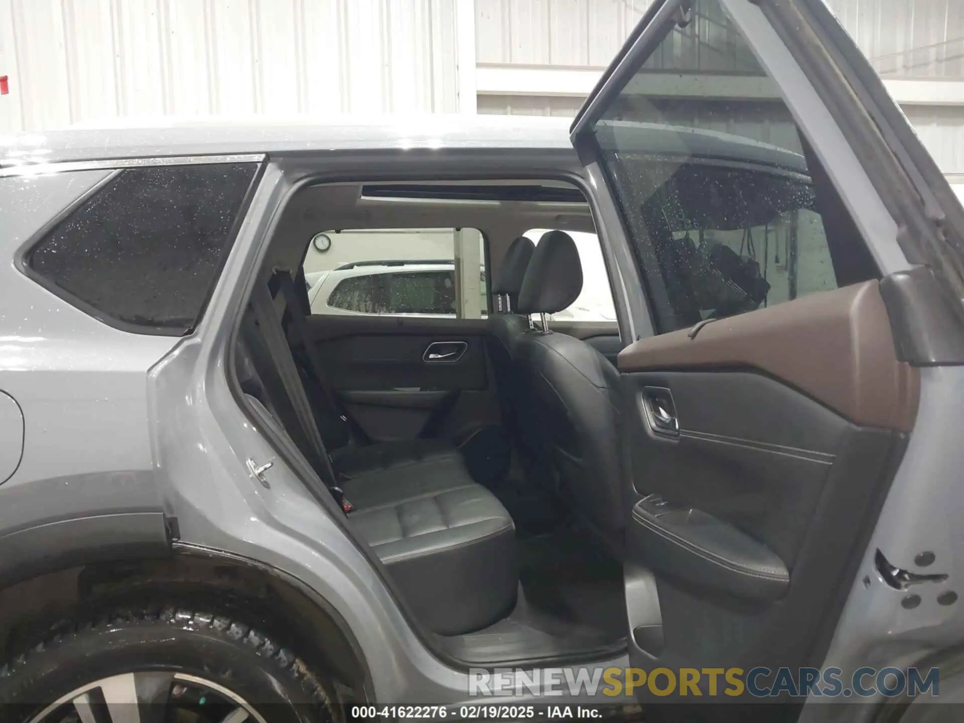8 Photograph of a damaged car JN8AT3CA2MW020341 NISSAN ROGUE 2021