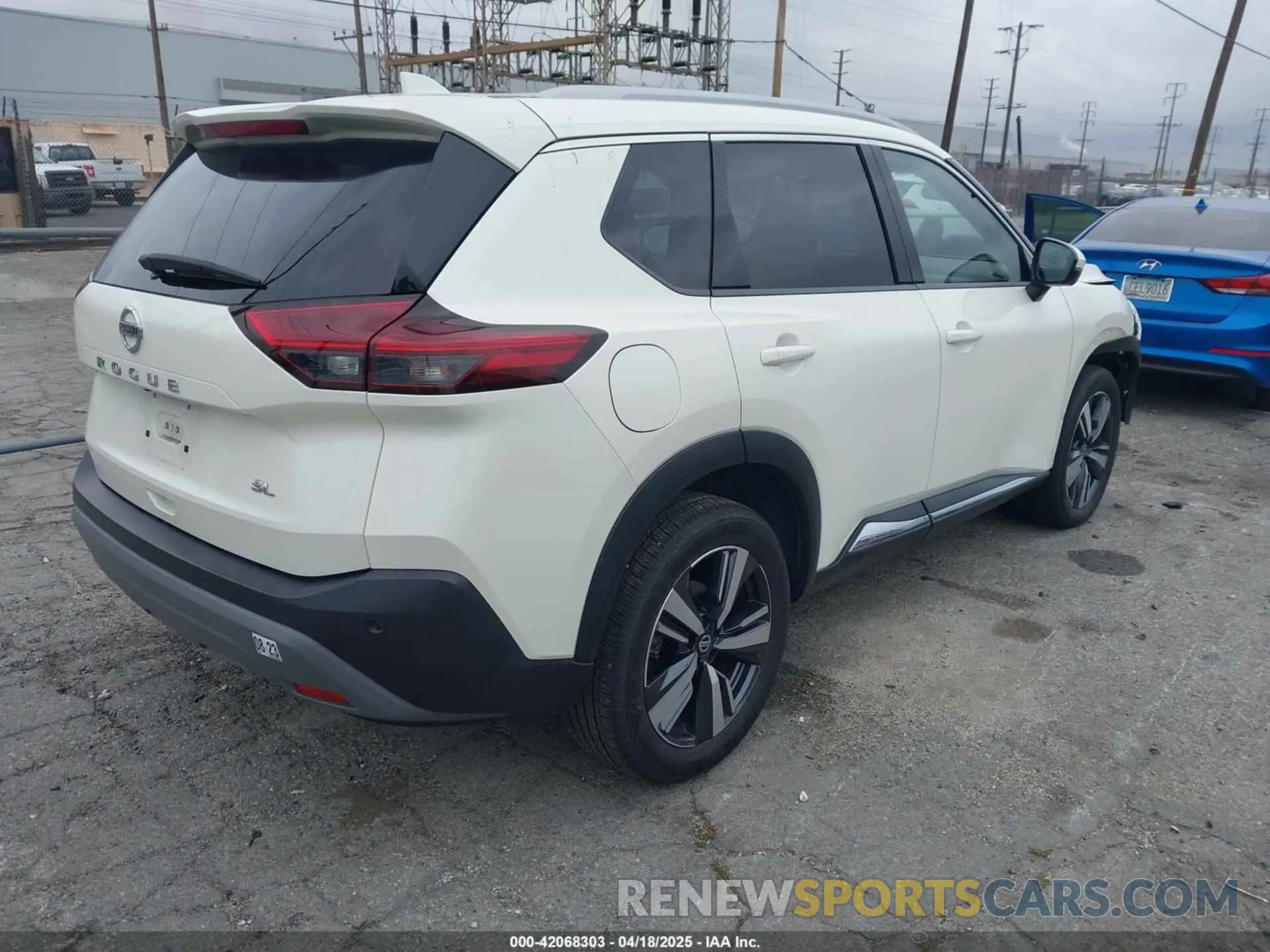 4 Photograph of a damaged car JN8AT3CA3MW022020 NISSAN ROGUE 2021