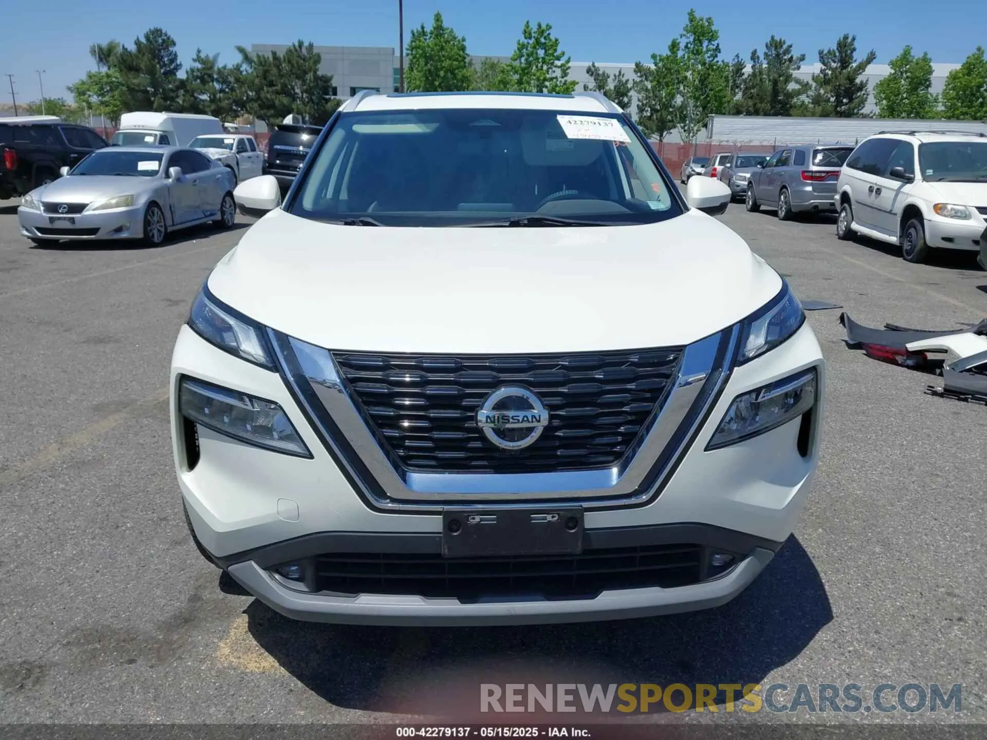 13 Photograph of a damaged car JN8AT3CA4MW021541 NISSAN ROGUE 2021