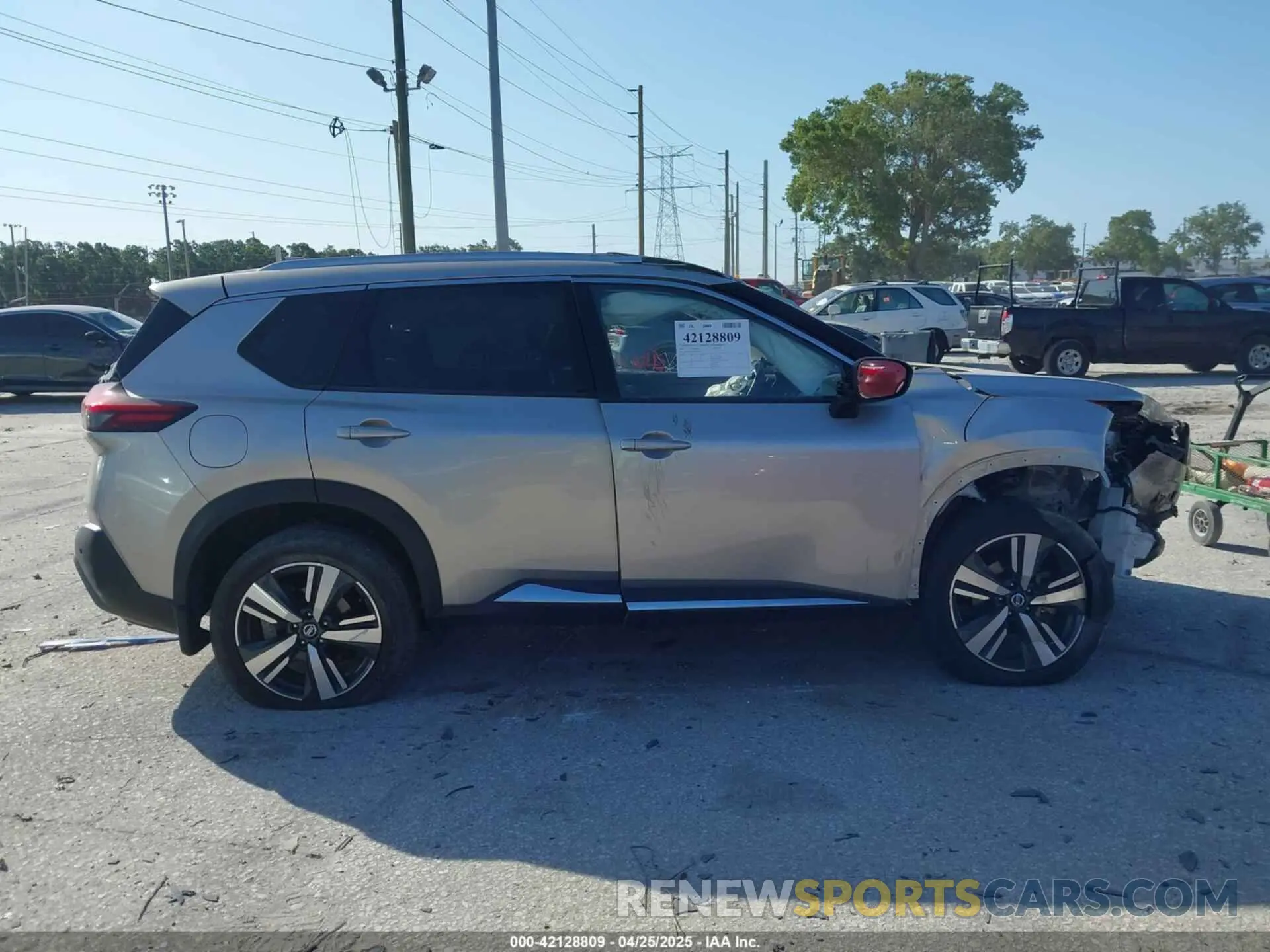 13 Фотография поврежденного автомобиля JN8AT3CA6MW020858 NISSAN ROGUE 2021