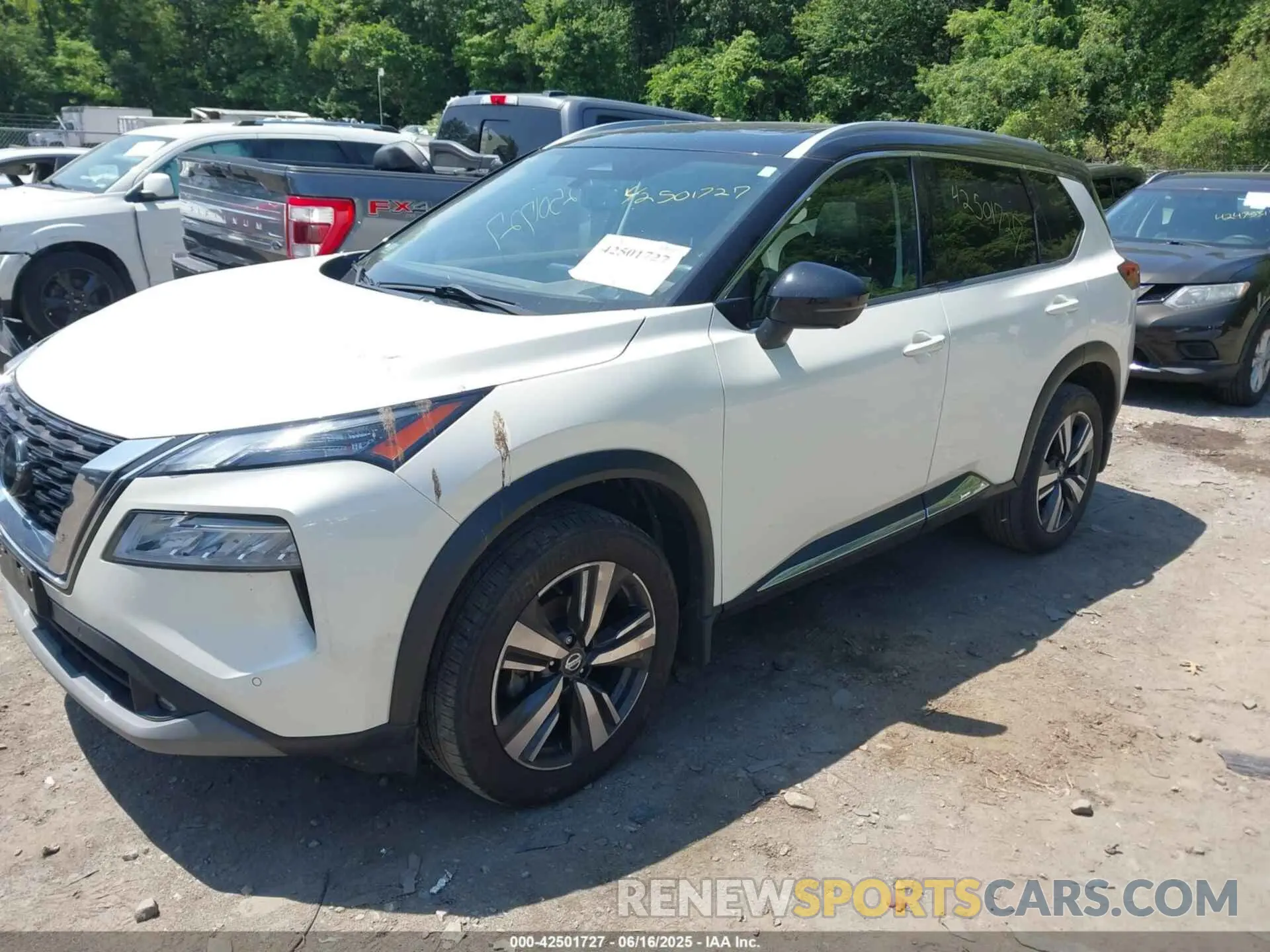 2 Photograph of a damaged car JN8AT3CB4MW201885 NISSAN ROGUE 2021