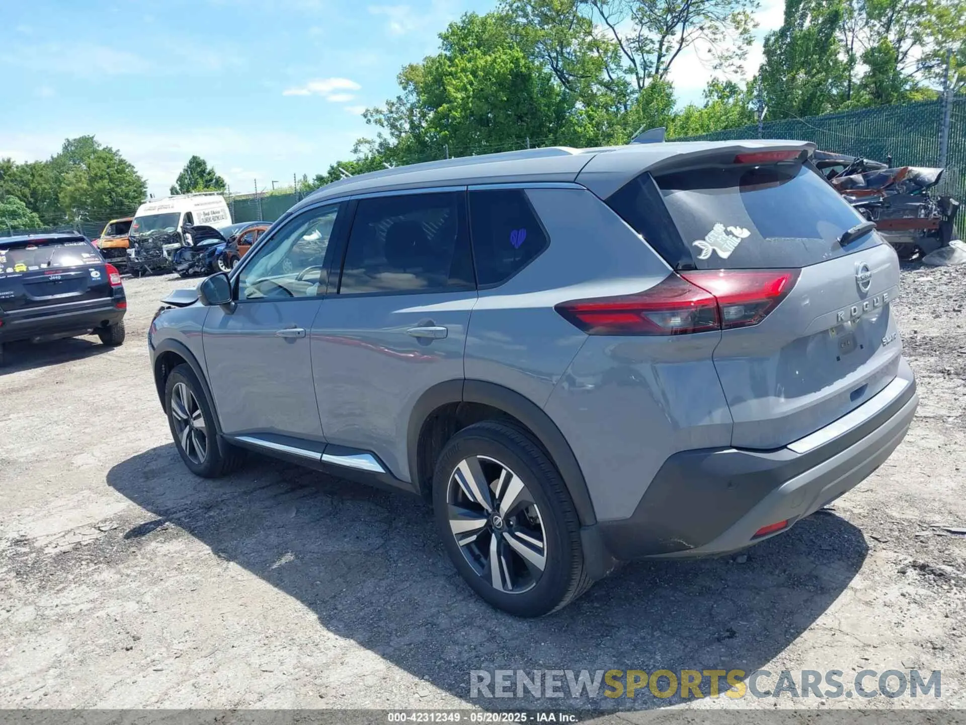 3 Photograph of a damaged car JN8AT3CB6MW239022 NISSAN ROGUE 2021