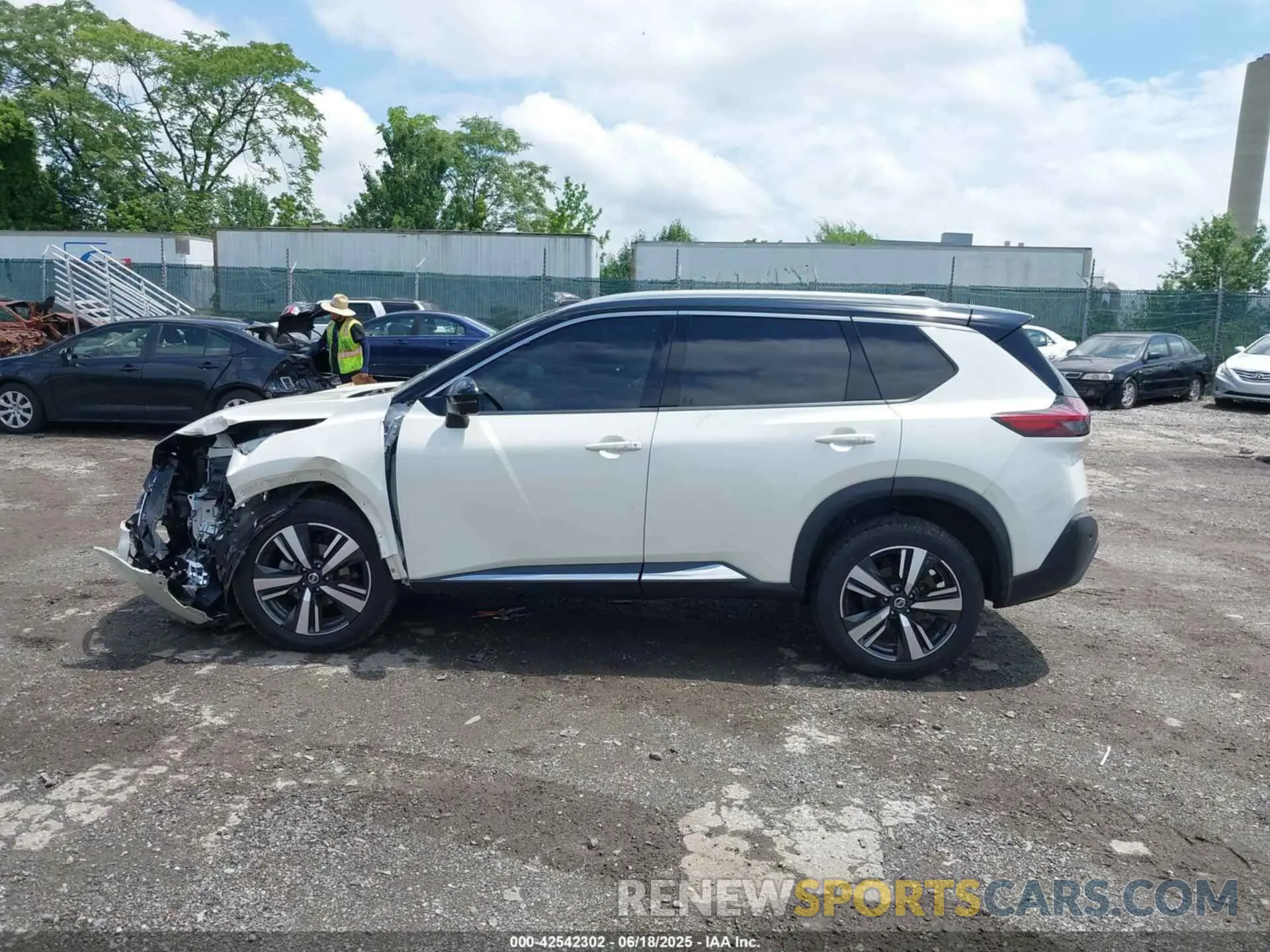 15 Фотография поврежденного автомобиля JN8AT3CB8MW214588 NISSAN ROGUE 2021