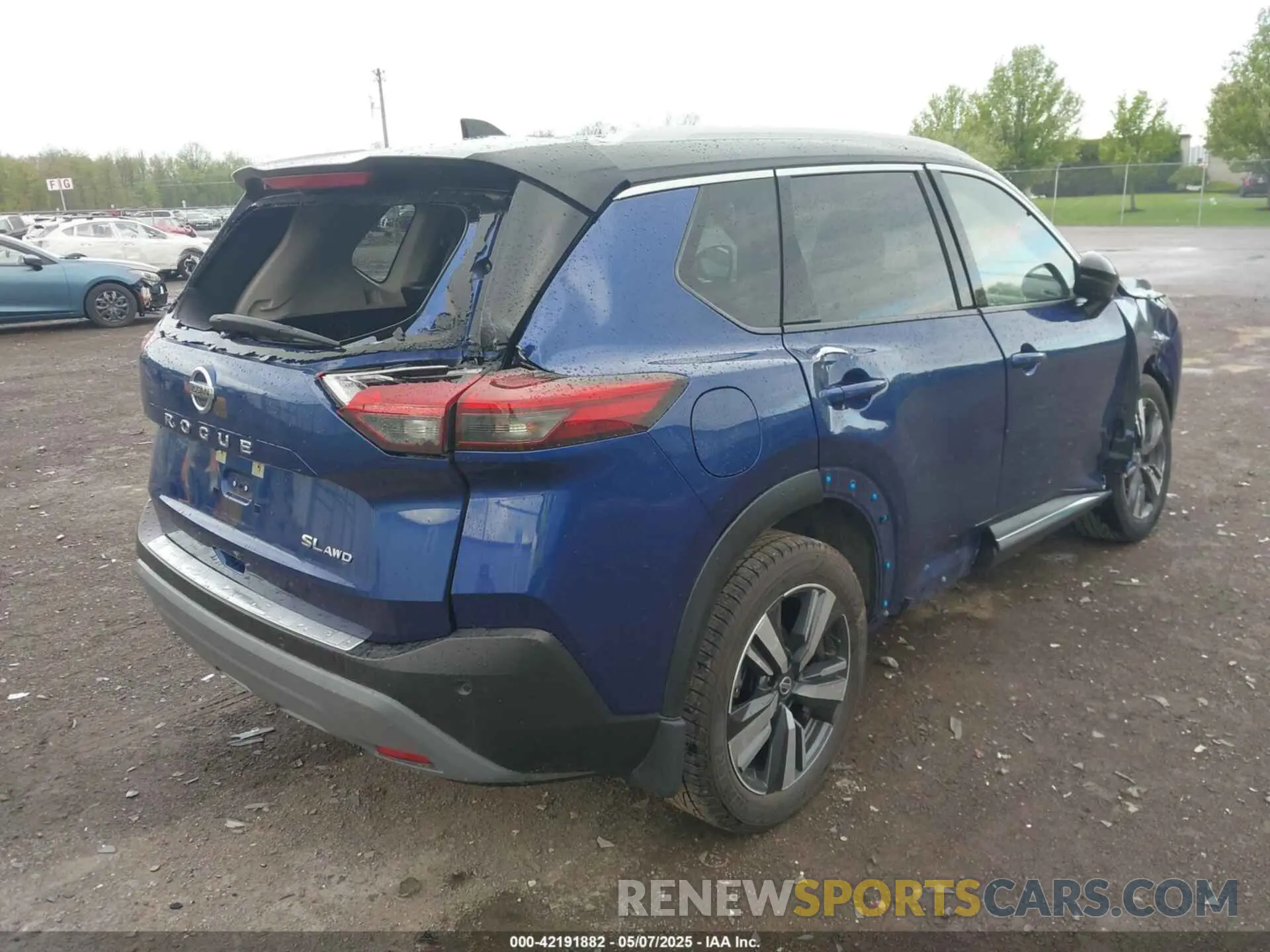 4 Photograph of a damaged car JN8AT3CB8MW241712 NISSAN ROGUE 2021