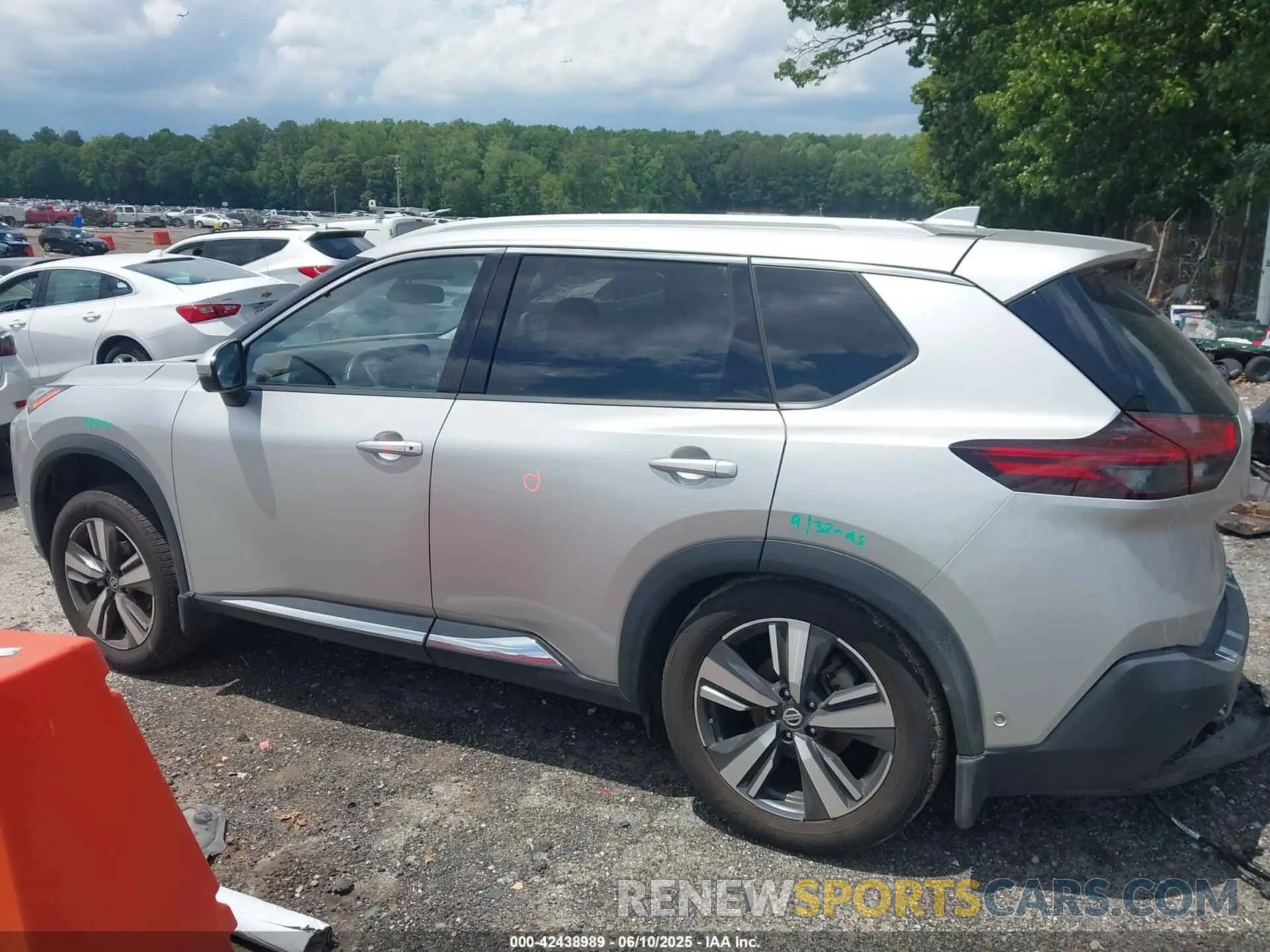 14 Photograph of a damaged car JN8AT3DCXMW101300 NISSAN ROGUE 2021