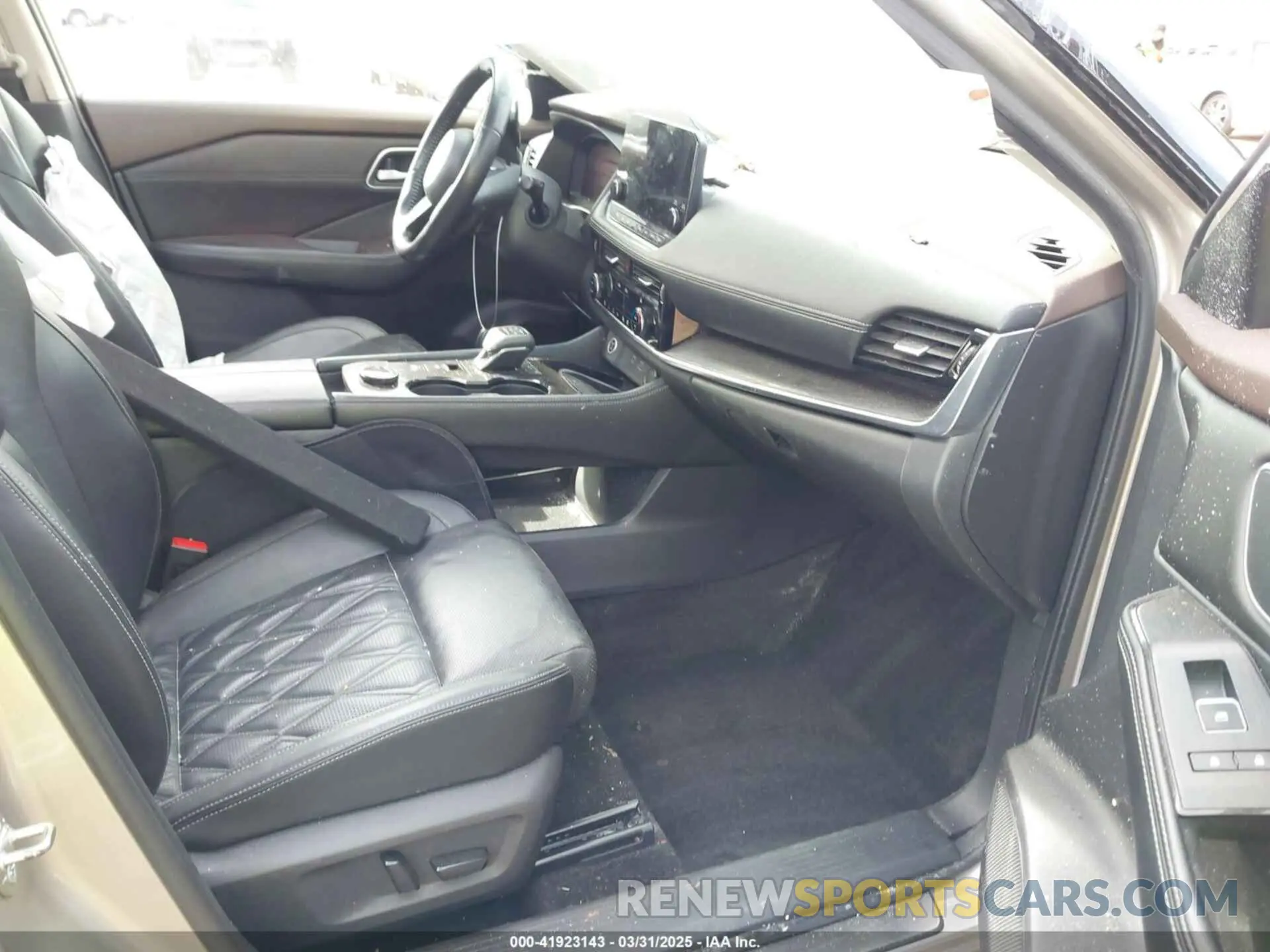 5 Photograph of a damaged car JN8AT3DDXMW321075 NISSAN ROGUE 2021