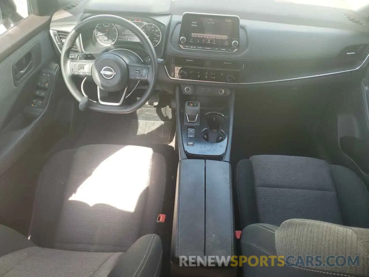 8 Photograph of a damaged car 5N1BT3AA1NC703987 NISSAN ROGUE 2022