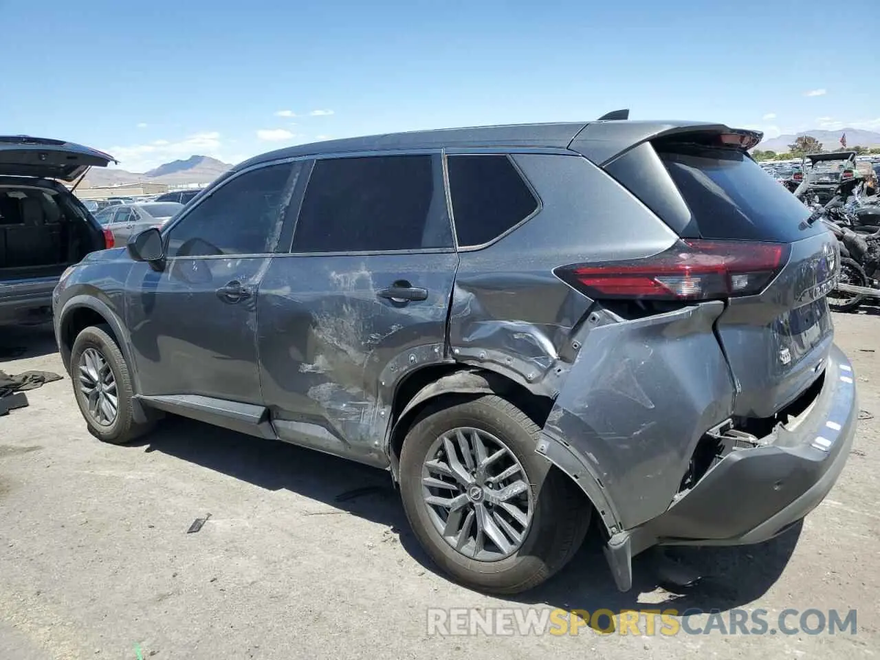 2 Photograph of a damaged car 5N1BT3AA3NC709144 NISSAN ROGUE 2022