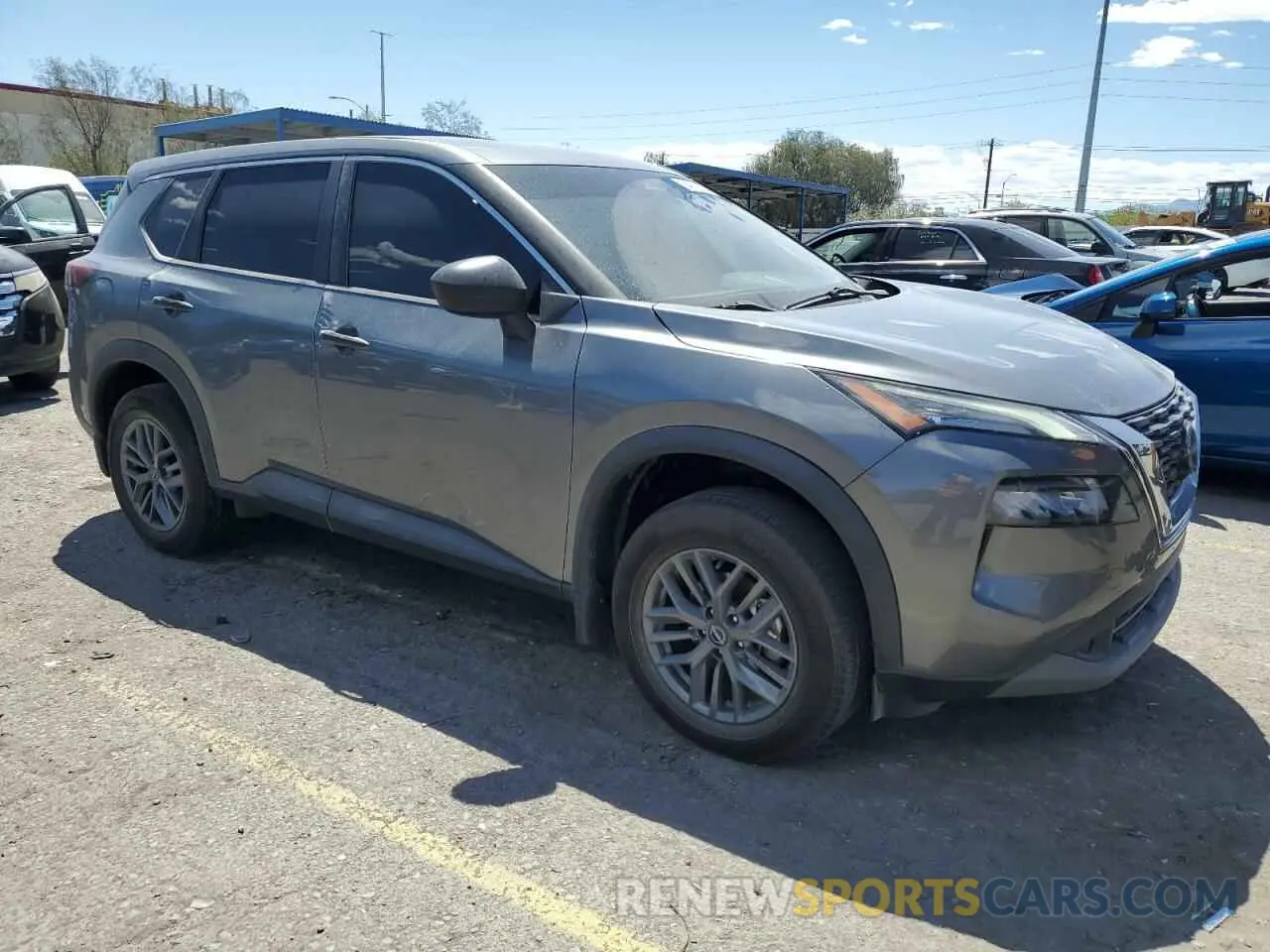 4 Photograph of a damaged car 5N1BT3AA3NC709144 NISSAN ROGUE 2022