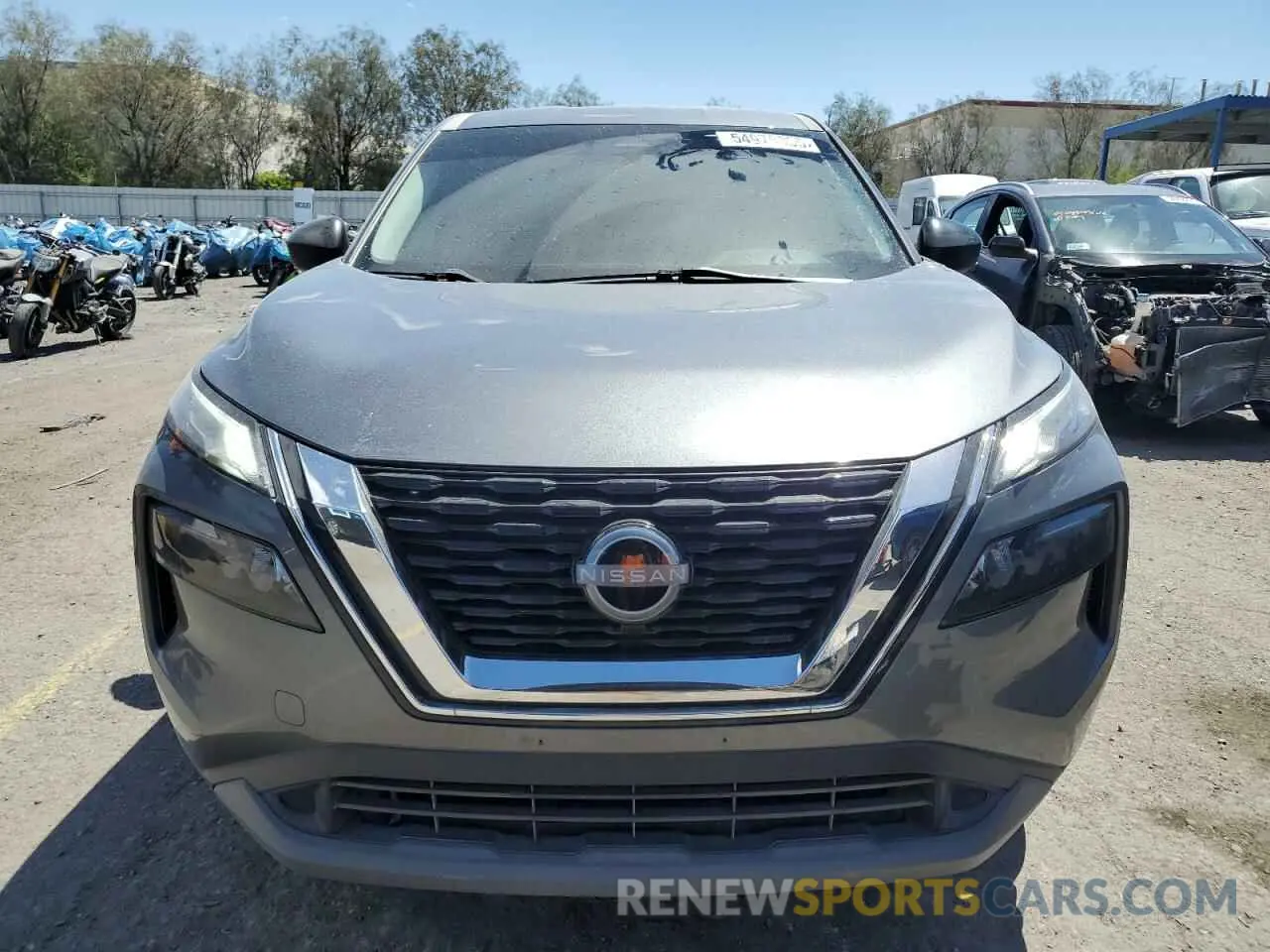 5 Photograph of a damaged car 5N1BT3AA3NC709144 NISSAN ROGUE 2022