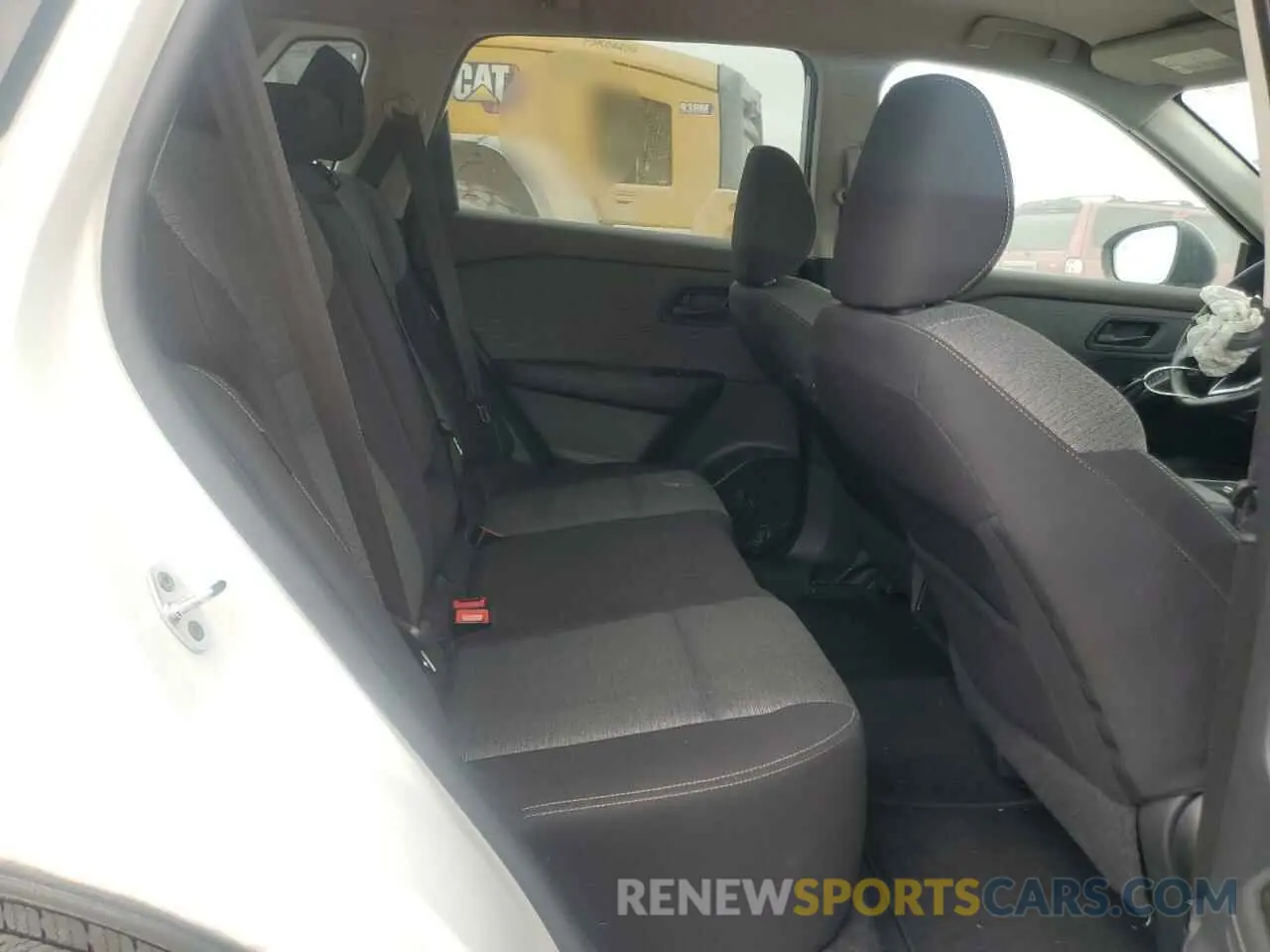 11 Photograph of a damaged car 5N1BT3AA6NC728139 NISSAN ROGUE 2022