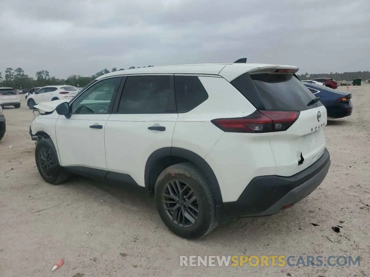 2 Photograph of a damaged car 5N1BT3AA6NC728139 NISSAN ROGUE 2022