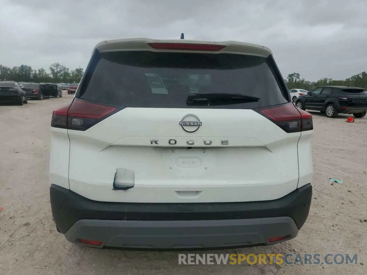 6 Photograph of a damaged car 5N1BT3AA6NC728139 NISSAN ROGUE 2022