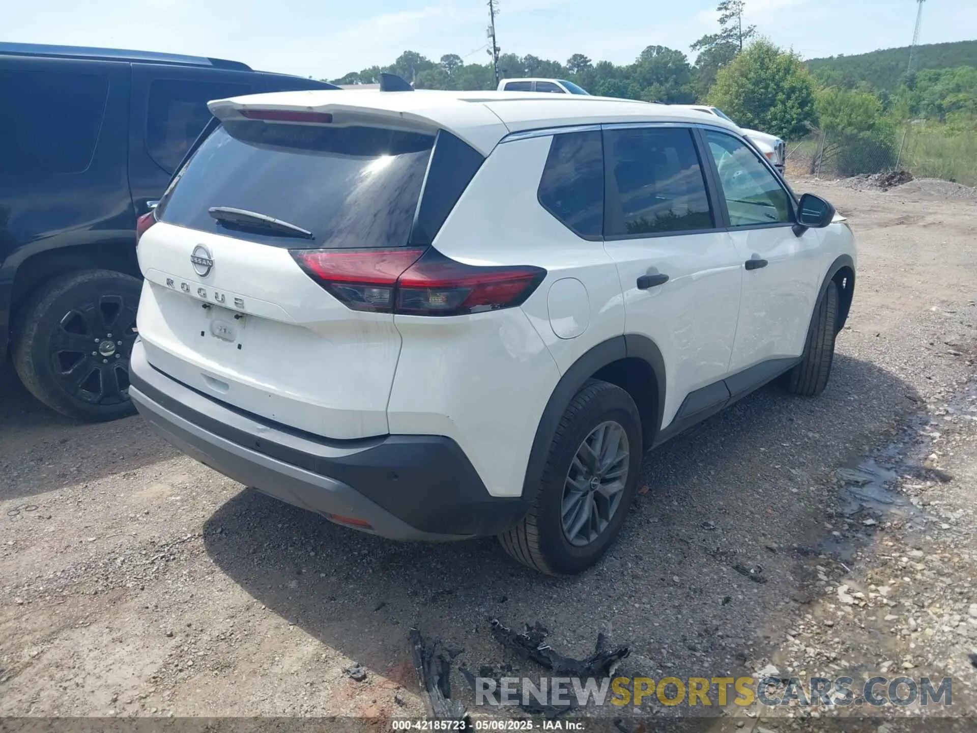 4 Фотография поврежденного автомобиля 5N1BT3AA7NC706554 NISSAN ROGUE 2022