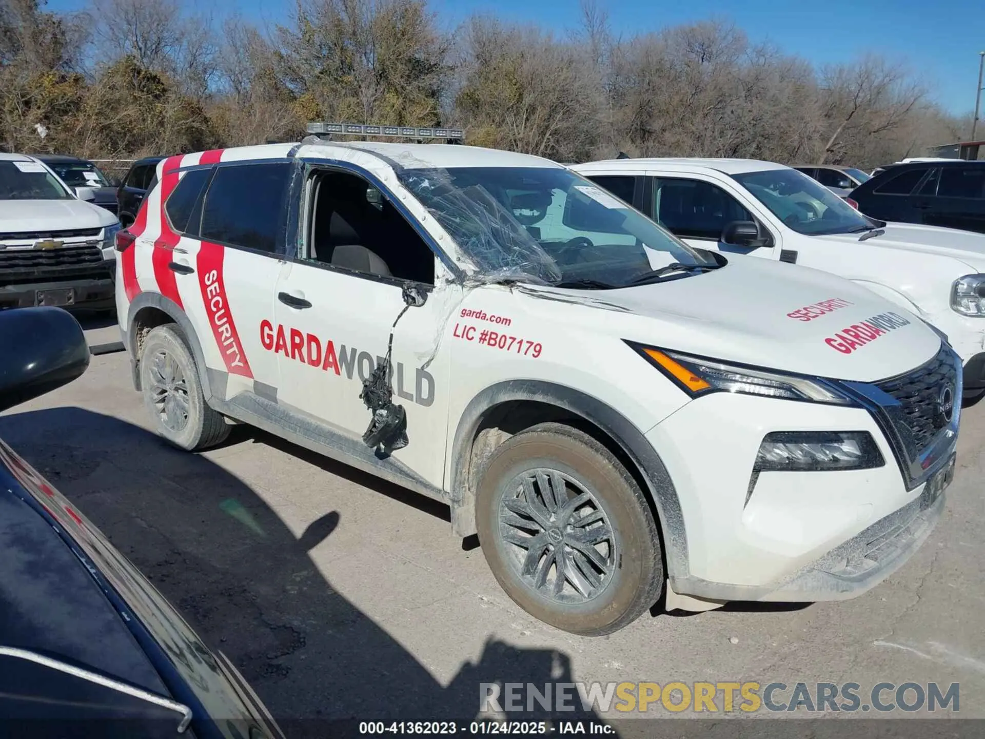 14 Photograph of a damaged car 5N1BT3AA7NC710863 NISSAN ROGUE 2022