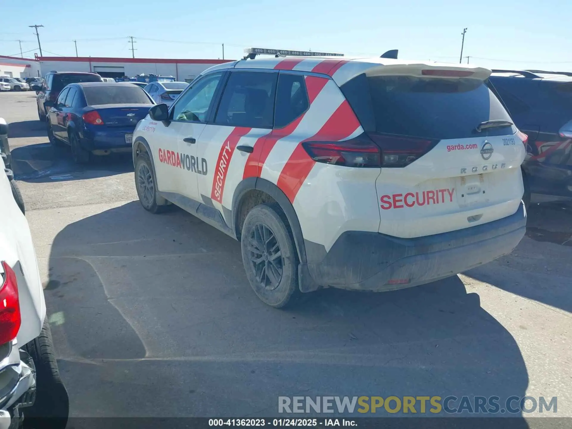 3 Photograph of a damaged car 5N1BT3AA7NC710863 NISSAN ROGUE 2022