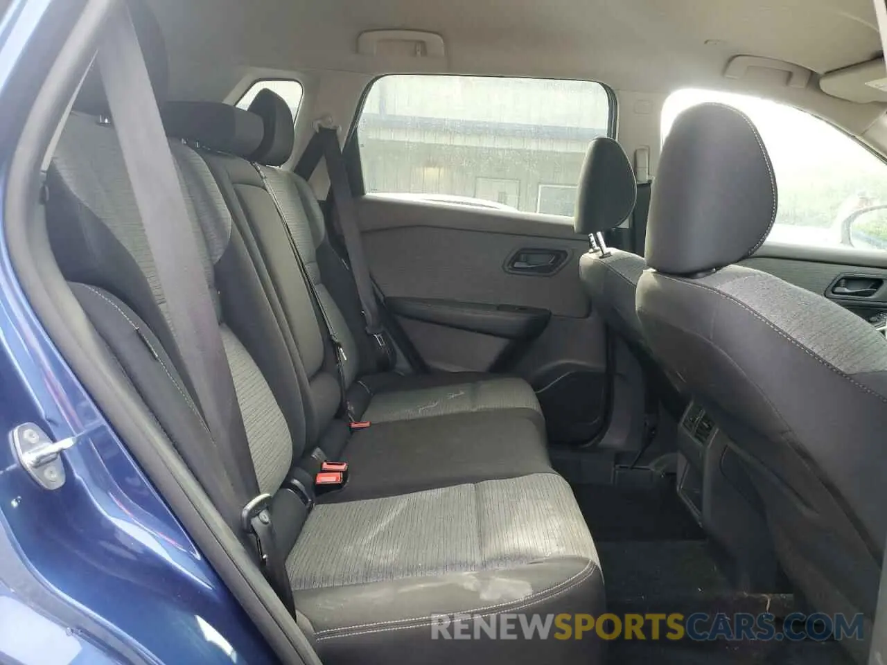 11 Photograph of a damaged car 5N1BT3AB2NC707314 NISSAN ROGUE 2022