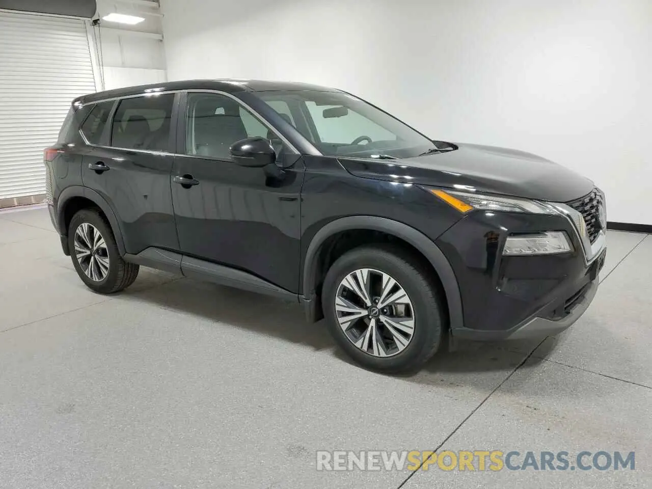 4 Photograph of a damaged car 5N1BT3BA0NC688638 NISSAN ROGUE 2022