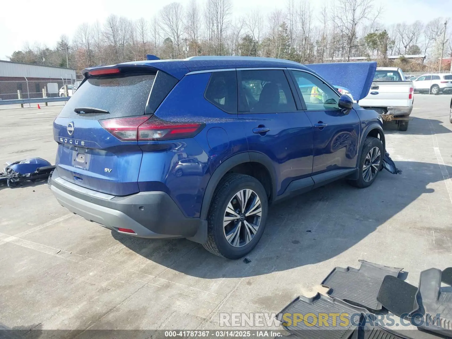 4 Photograph of a damaged car 5N1BT3BA3NC710454 NISSAN ROGUE 2022
