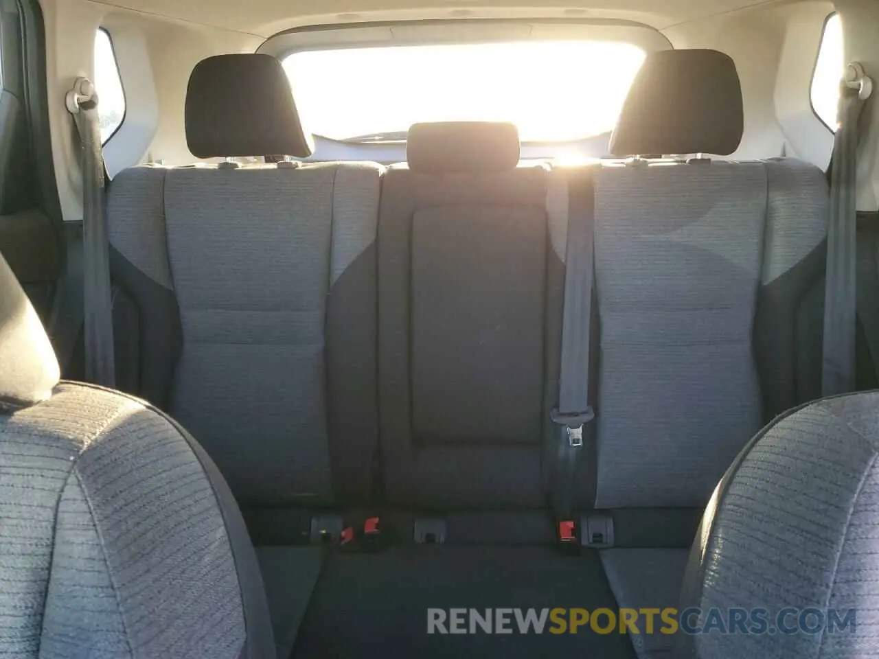 10 Photograph of a damaged car 5N1BT3BA4NC671941 NISSAN ROGUE 2022