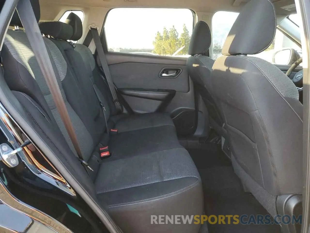 11 Photograph of a damaged car 5N1BT3BA4NC671941 NISSAN ROGUE 2022