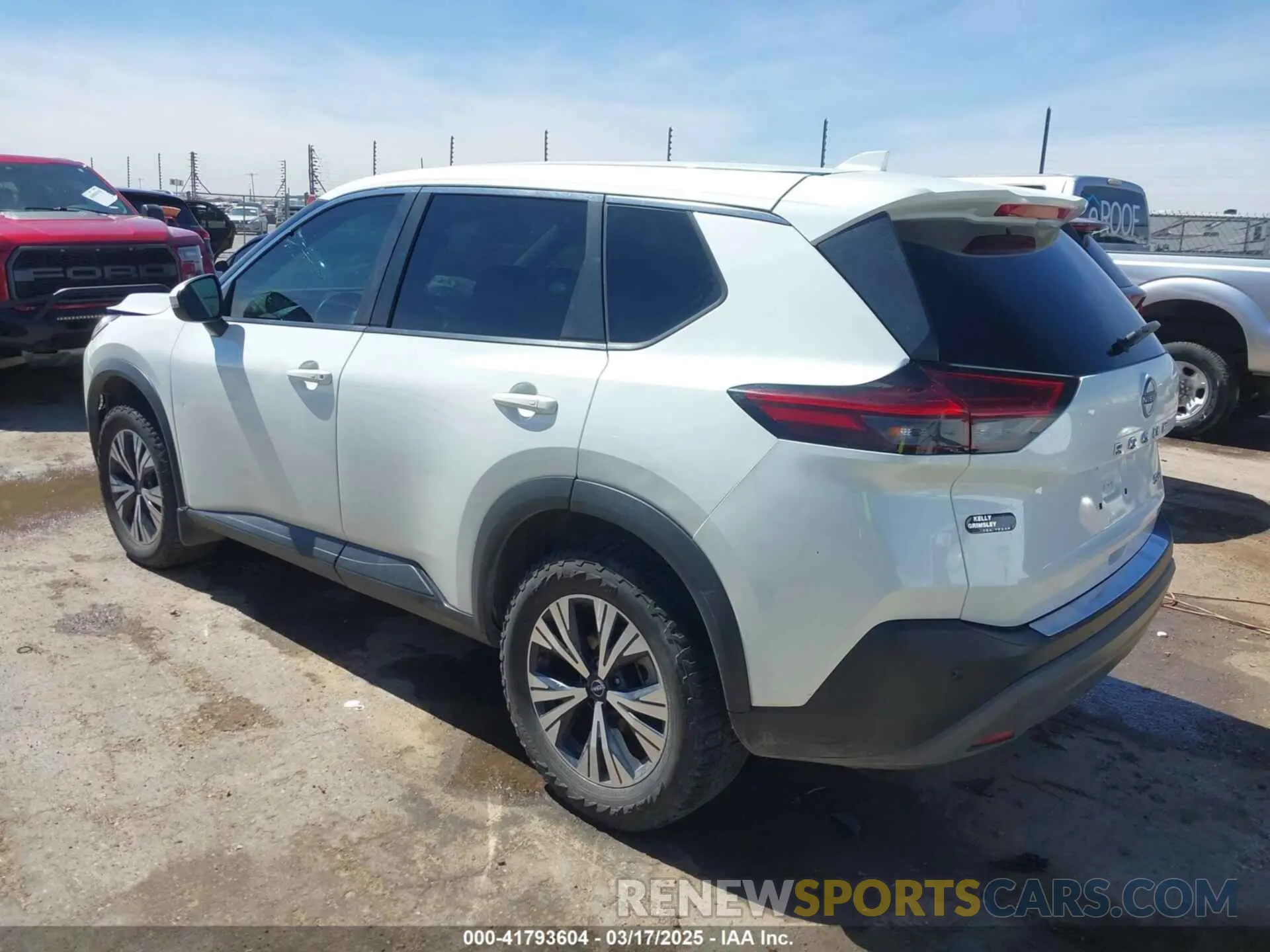 3 Photograph of a damaged car 5N1BT3BA4NC723035 NISSAN ROGUE 2022