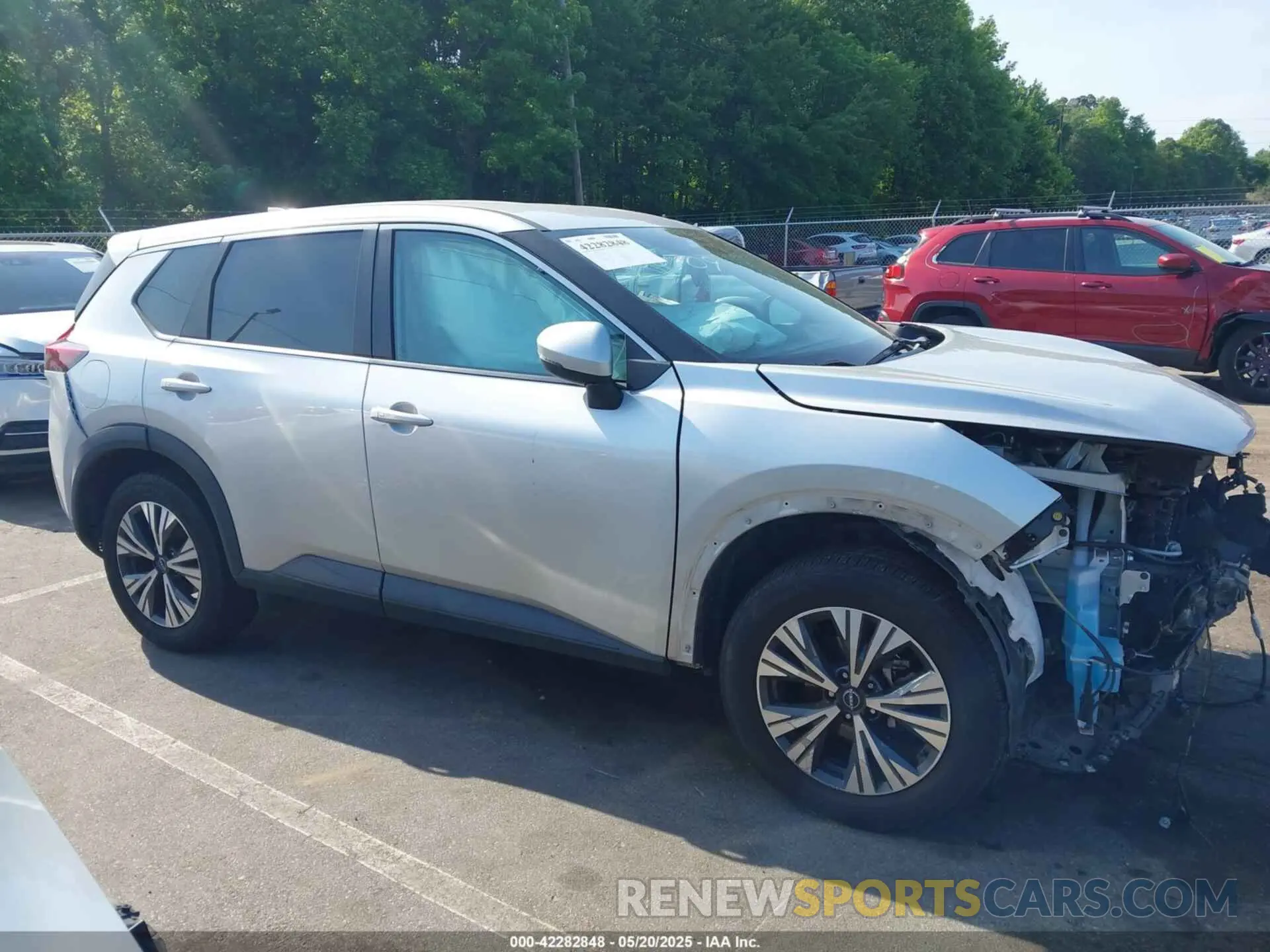 14 Photograph of a damaged car 5N1BT3BA5NC693057 NISSAN ROGUE 2022