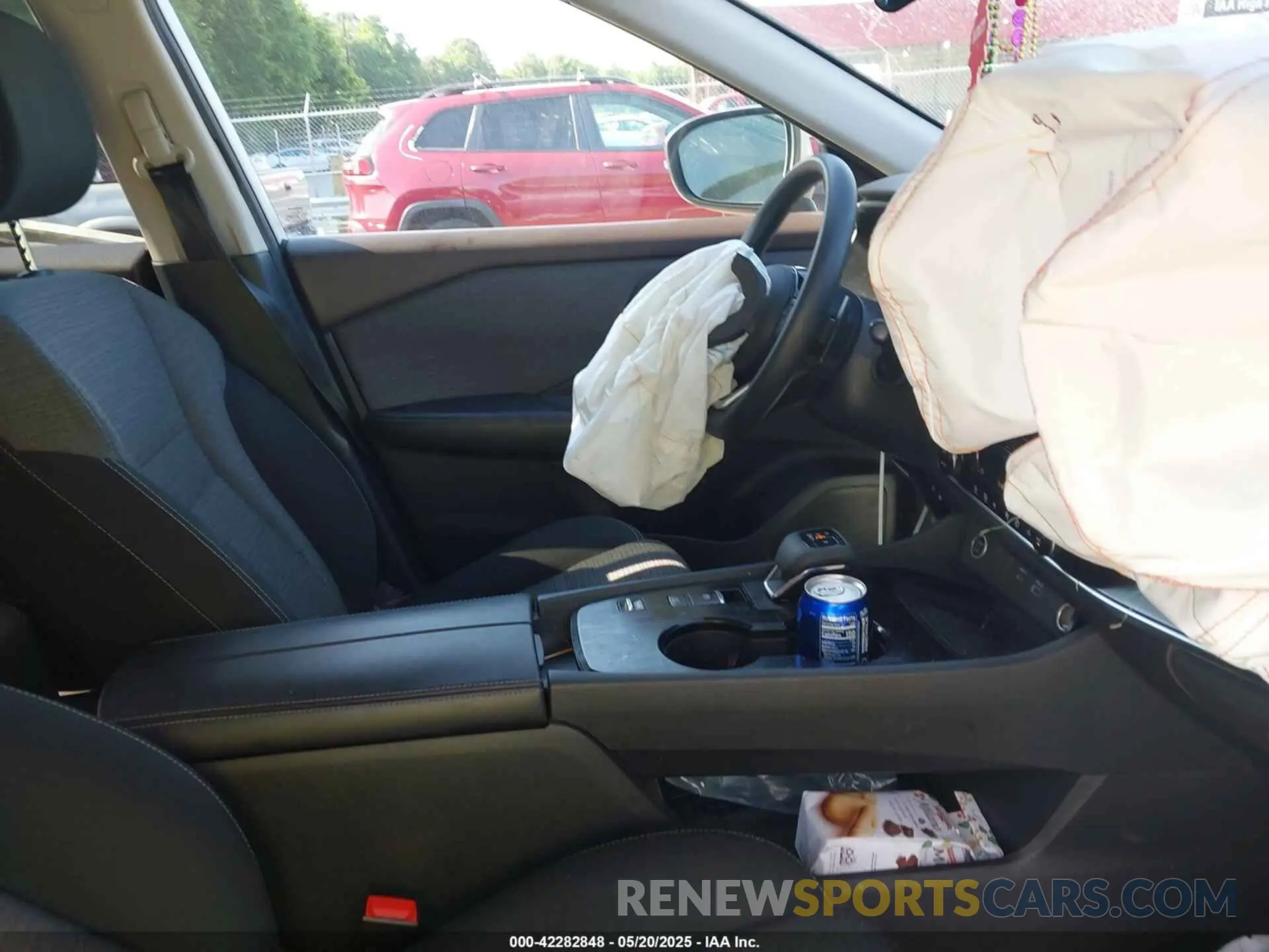 5 Photograph of a damaged car 5N1BT3BA5NC693057 NISSAN ROGUE 2022