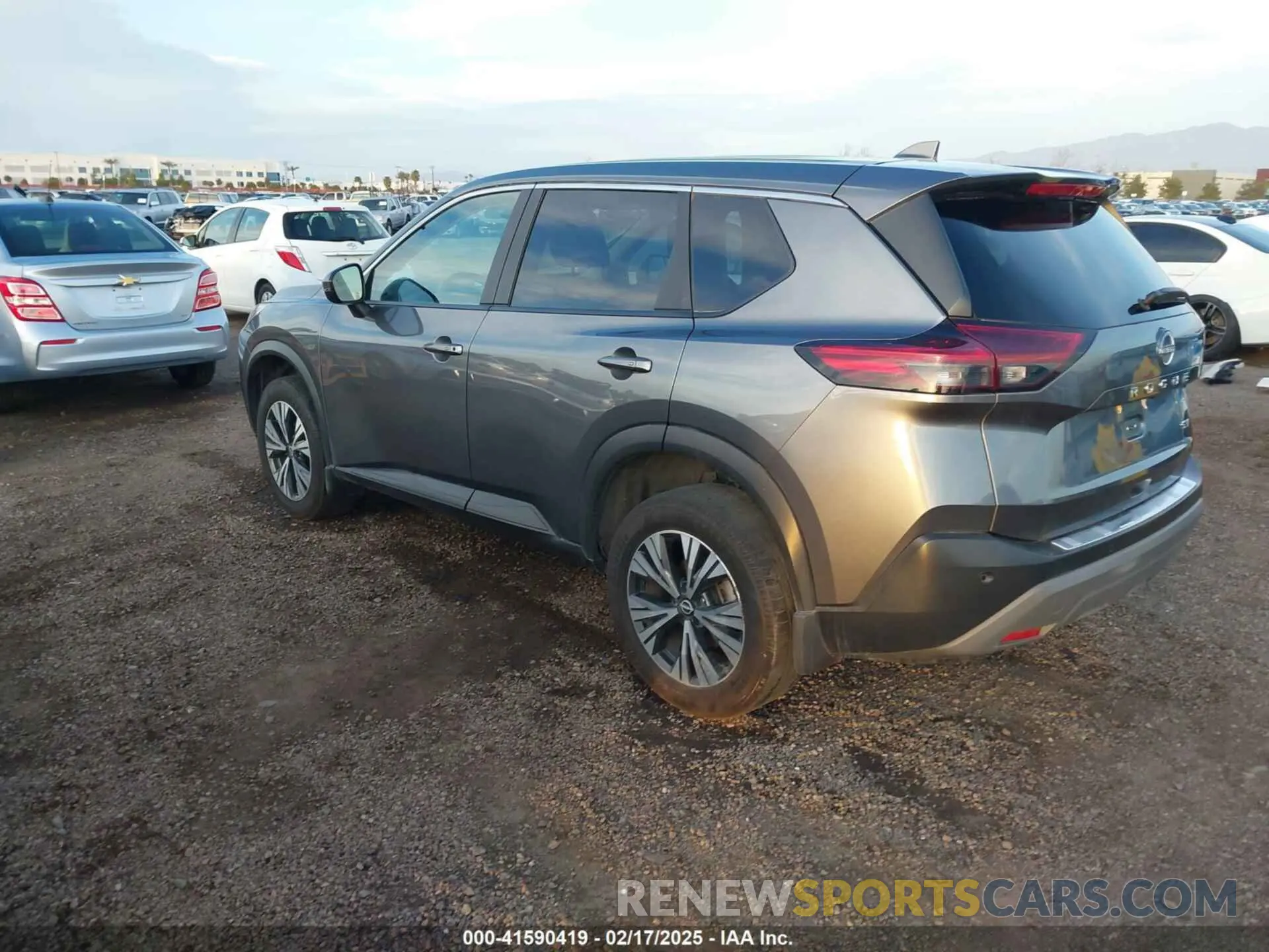 3 Фотография поврежденного автомобиля 5N1BT3BA5NC705403 NISSAN ROGUE 2022