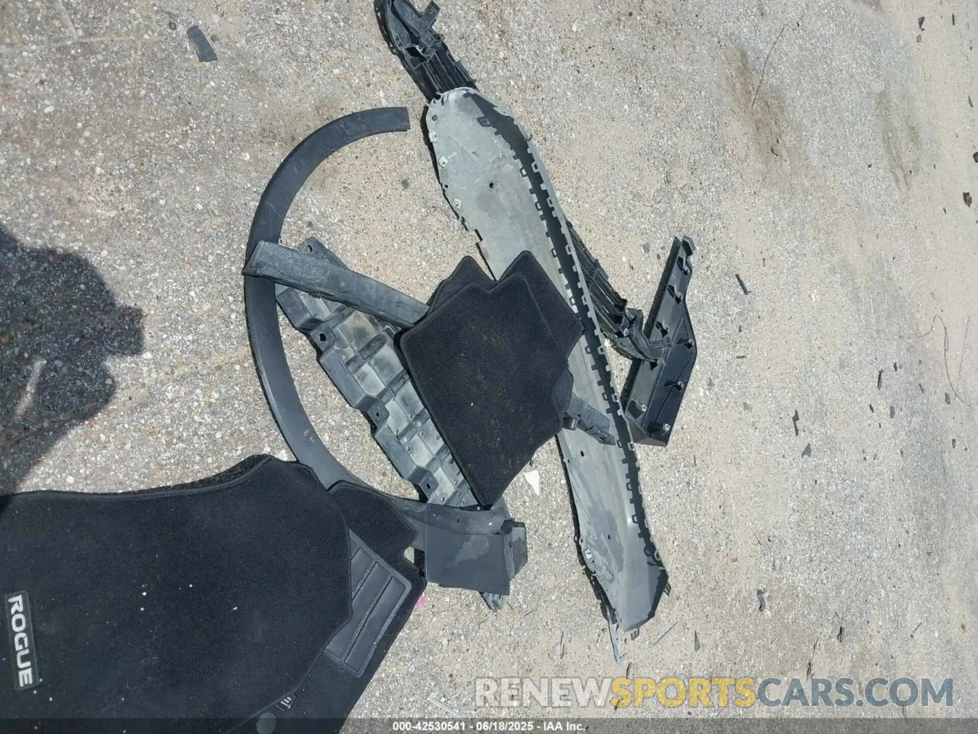 12 Photograph of a damaged car 5N1BT3BA5NC730558 NISSAN ROGUE 2022