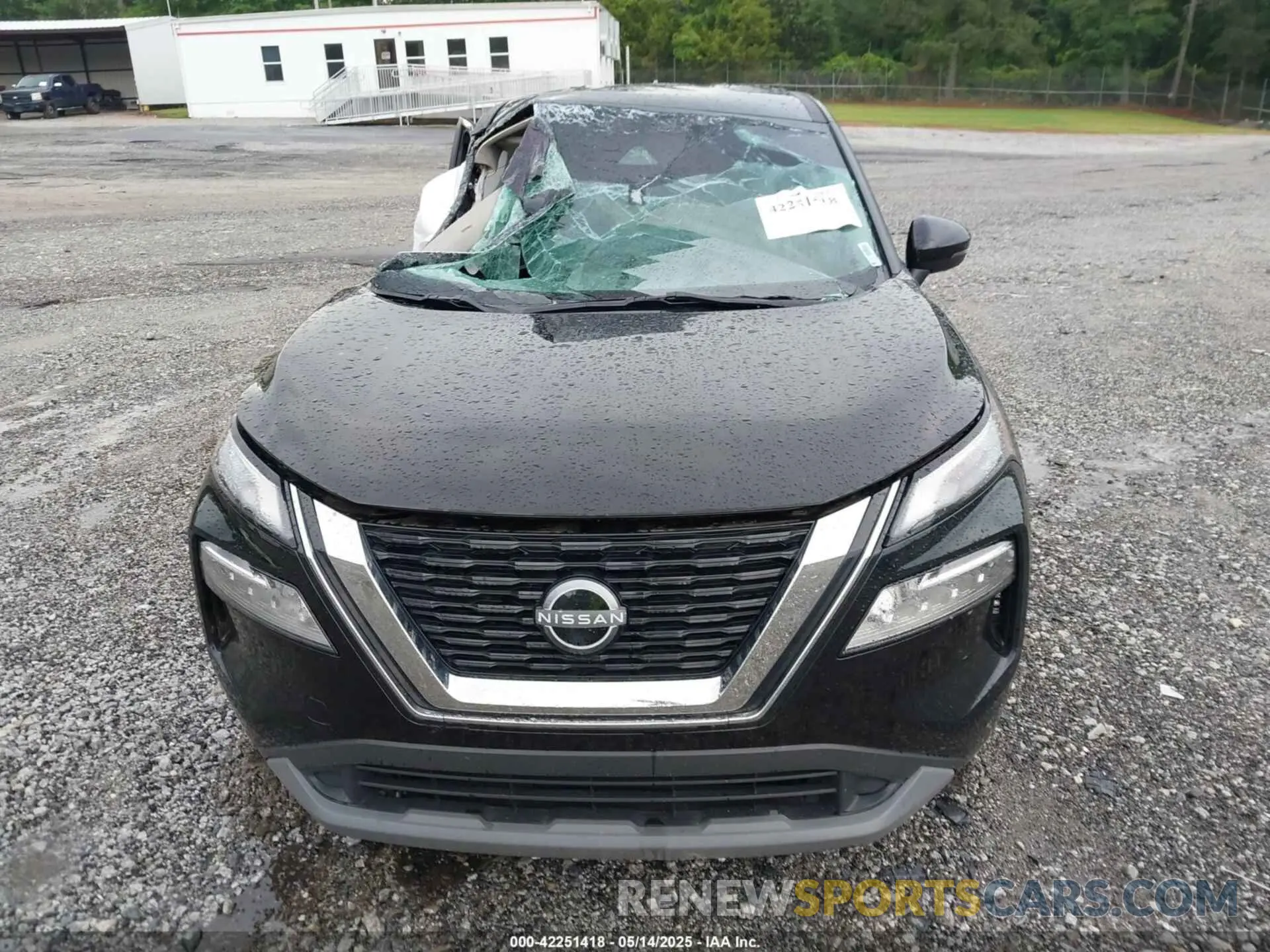 11 Photograph of a damaged car 5N1BT3BA8NC672638 NISSAN ROGUE 2022