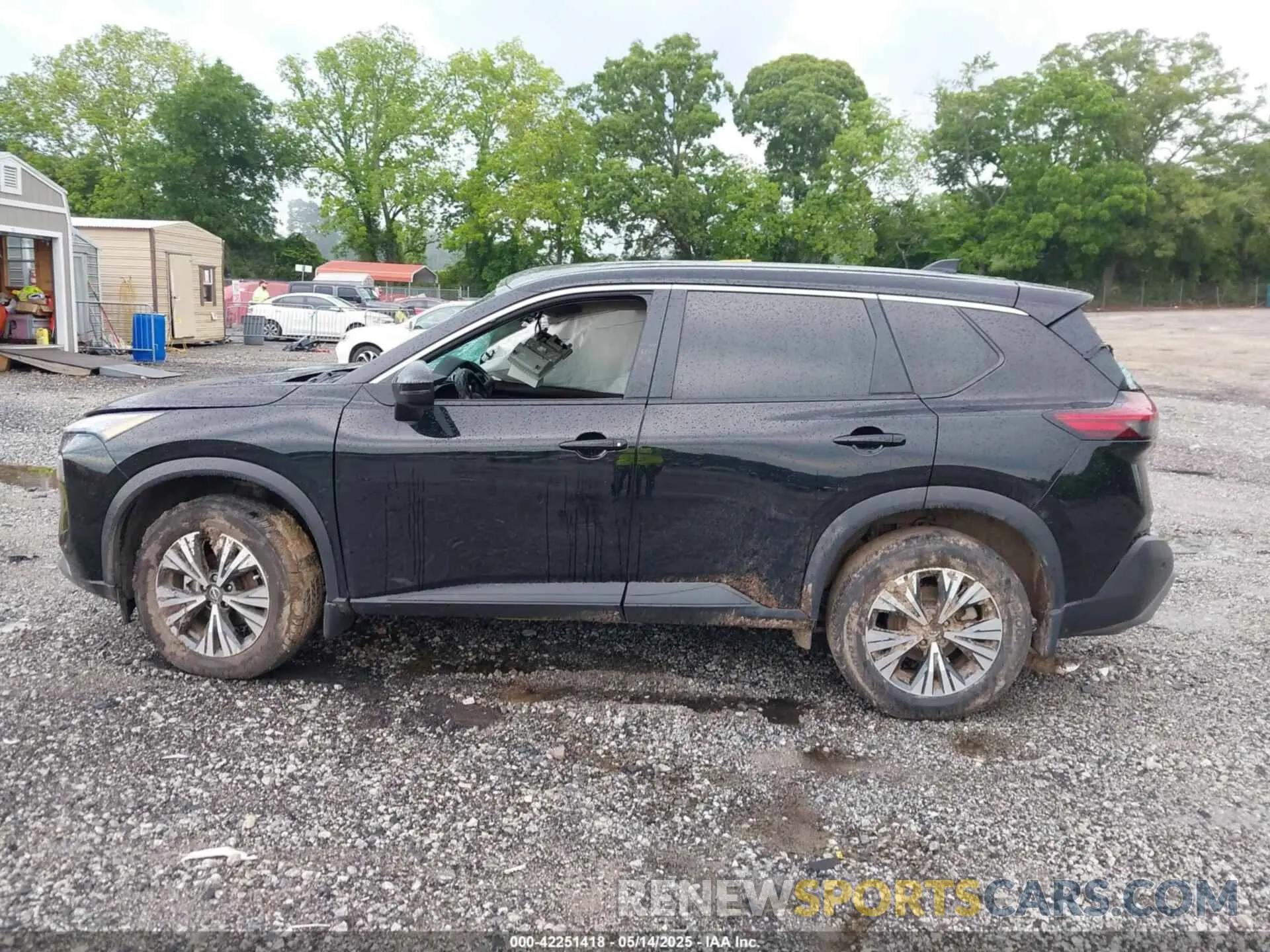 13 Photograph of a damaged car 5N1BT3BA8NC672638 NISSAN ROGUE 2022