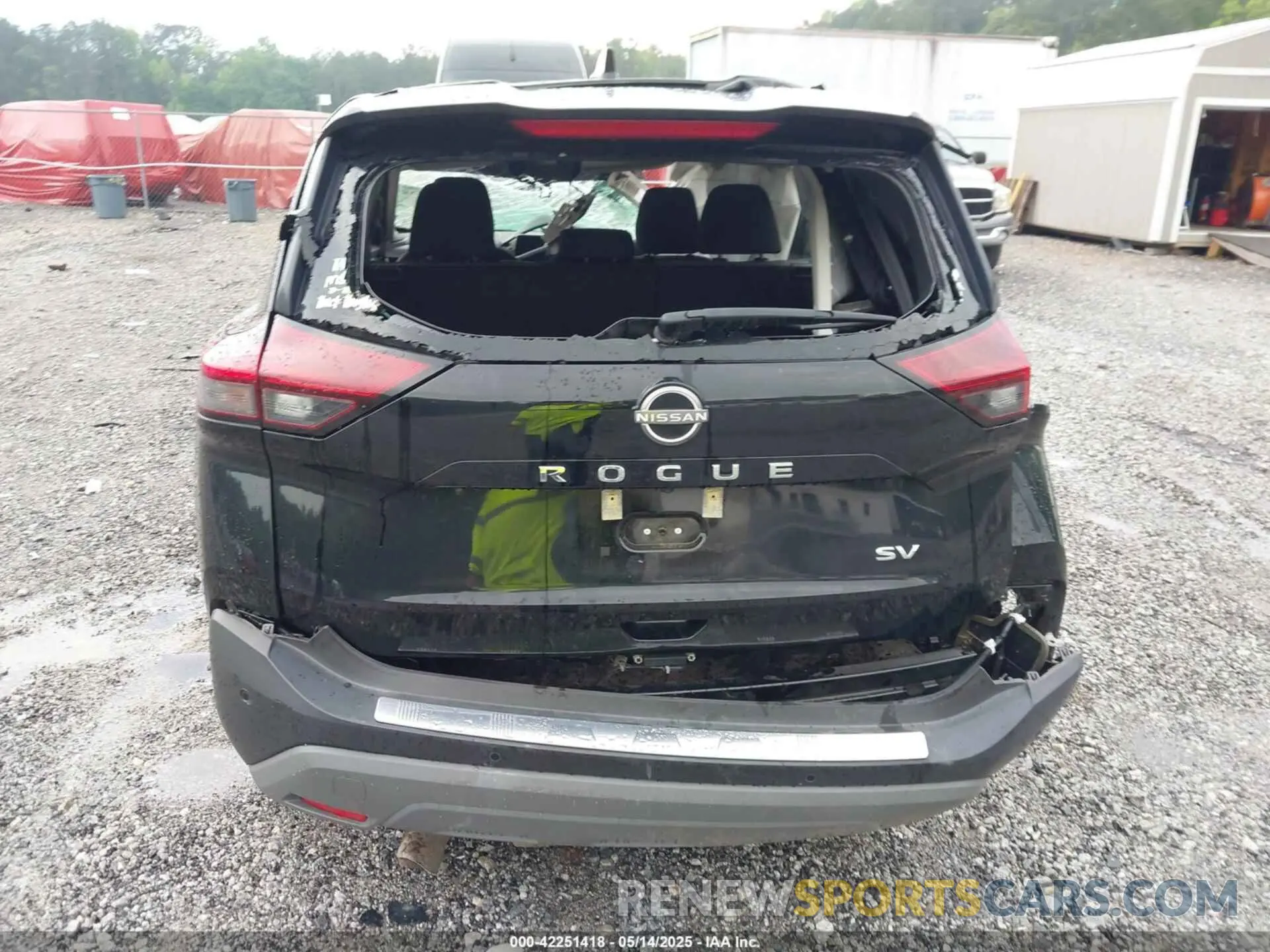 15 Photograph of a damaged car 5N1BT3BA8NC672638 NISSAN ROGUE 2022