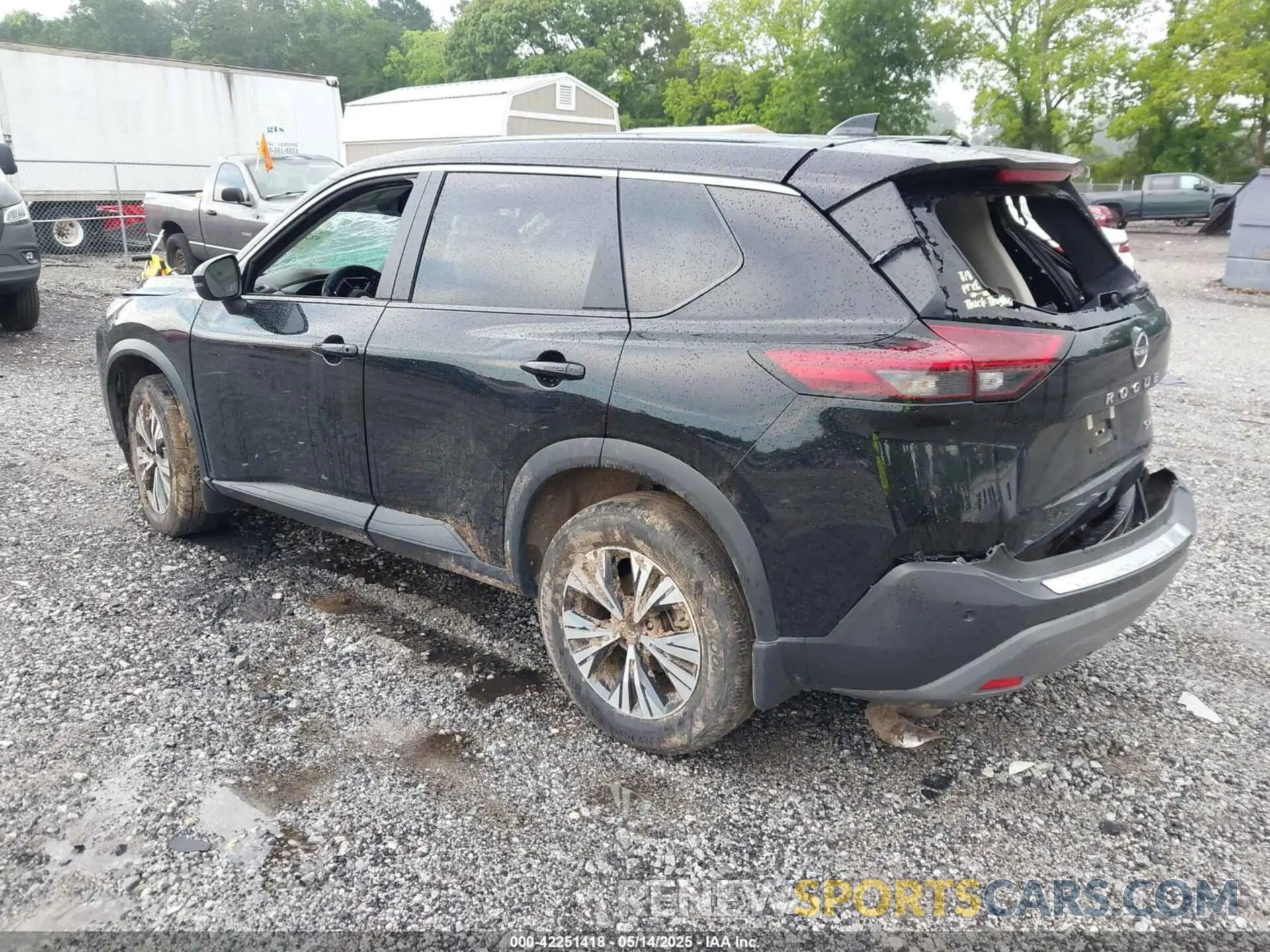 3 Photograph of a damaged car 5N1BT3BA8NC672638 NISSAN ROGUE 2022