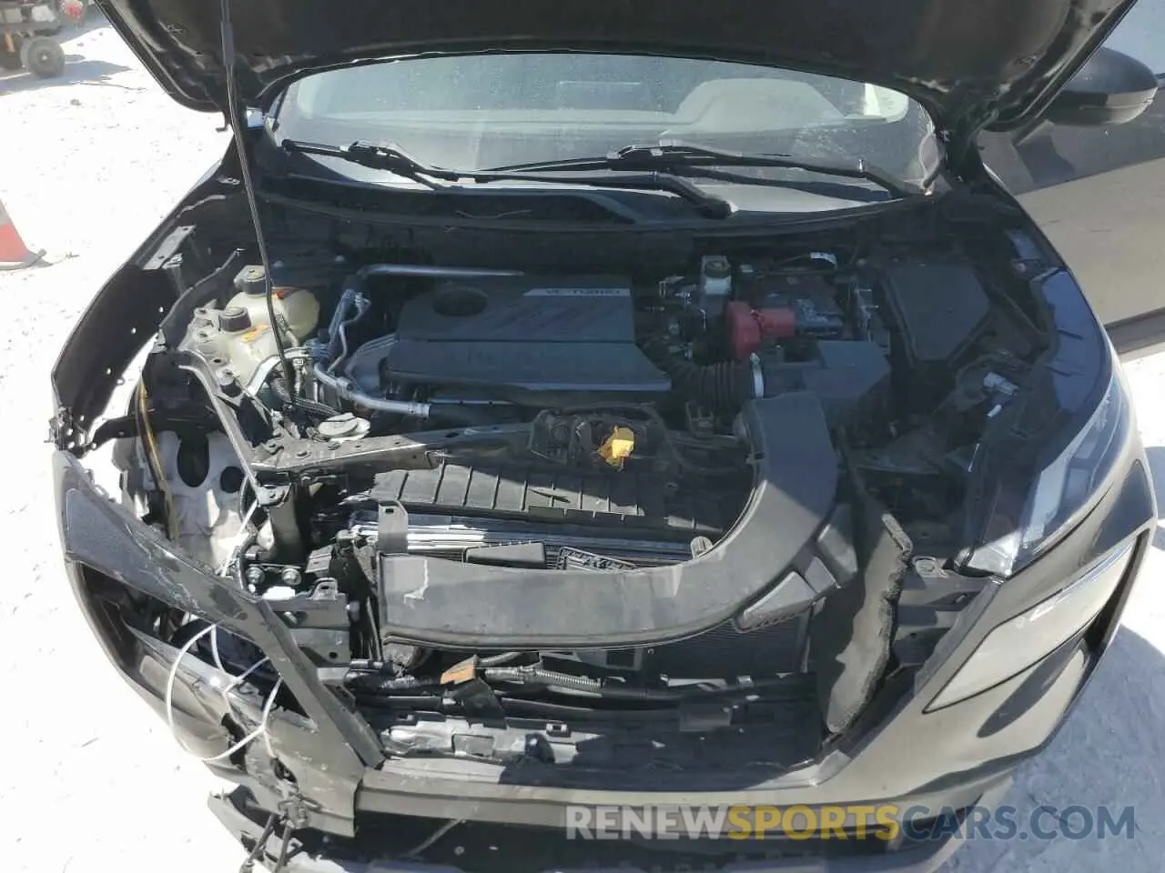 11 Photograph of a damaged car 5N1BT3BA8NC695725 NISSAN ROGUE 2022