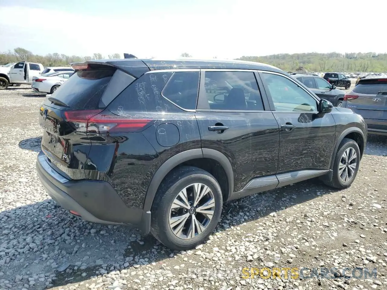 3 Photograph of a damaged car 5N1BT3BA8NC727217 NISSAN ROGUE 2022