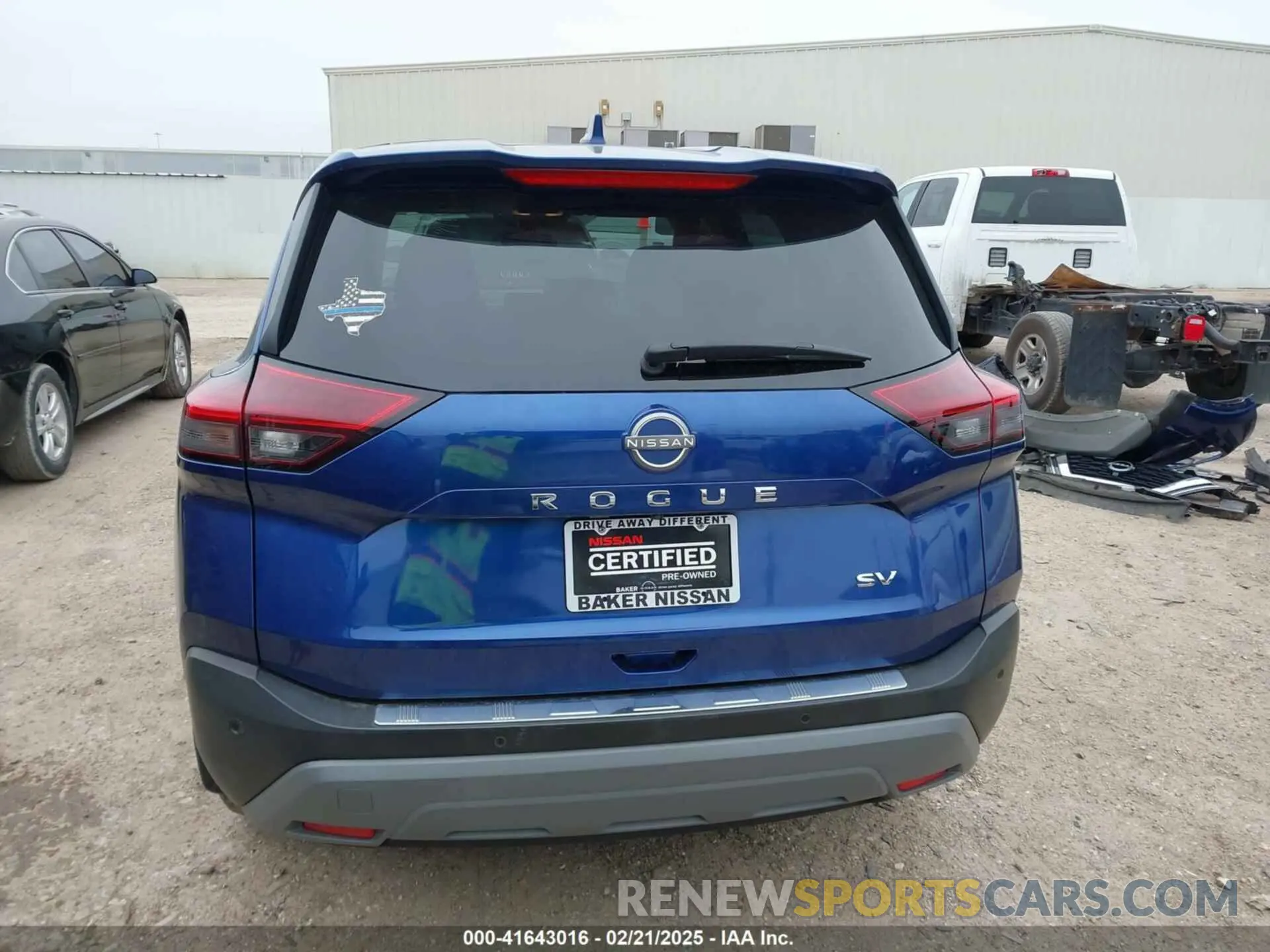 17 Photograph of a damaged car 5N1BT3BAXNC678134 NISSAN ROGUE 2022