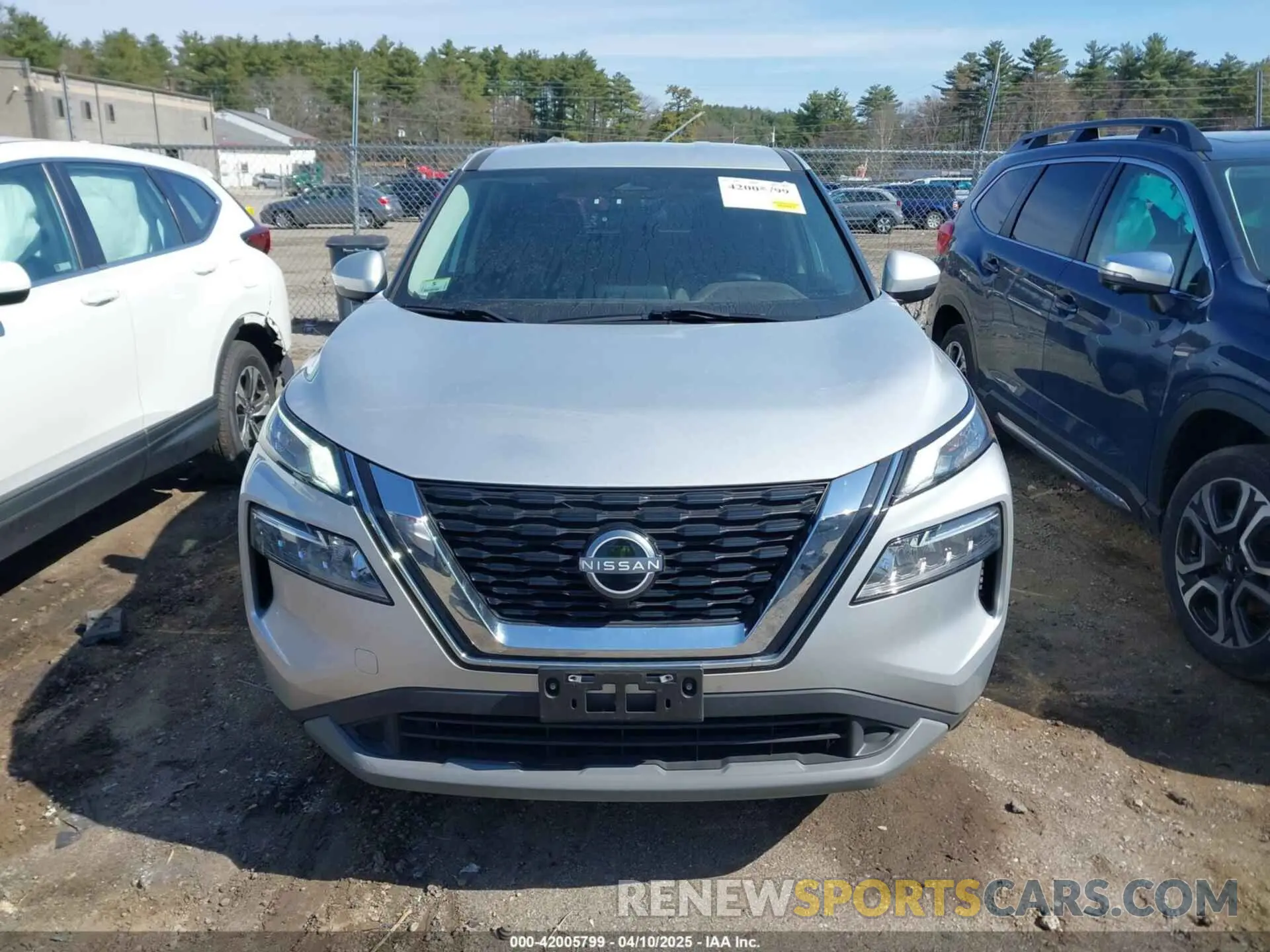 12 Photograph of a damaged car 5N1BT3BB0NC712090 NISSAN ROGUE 2022