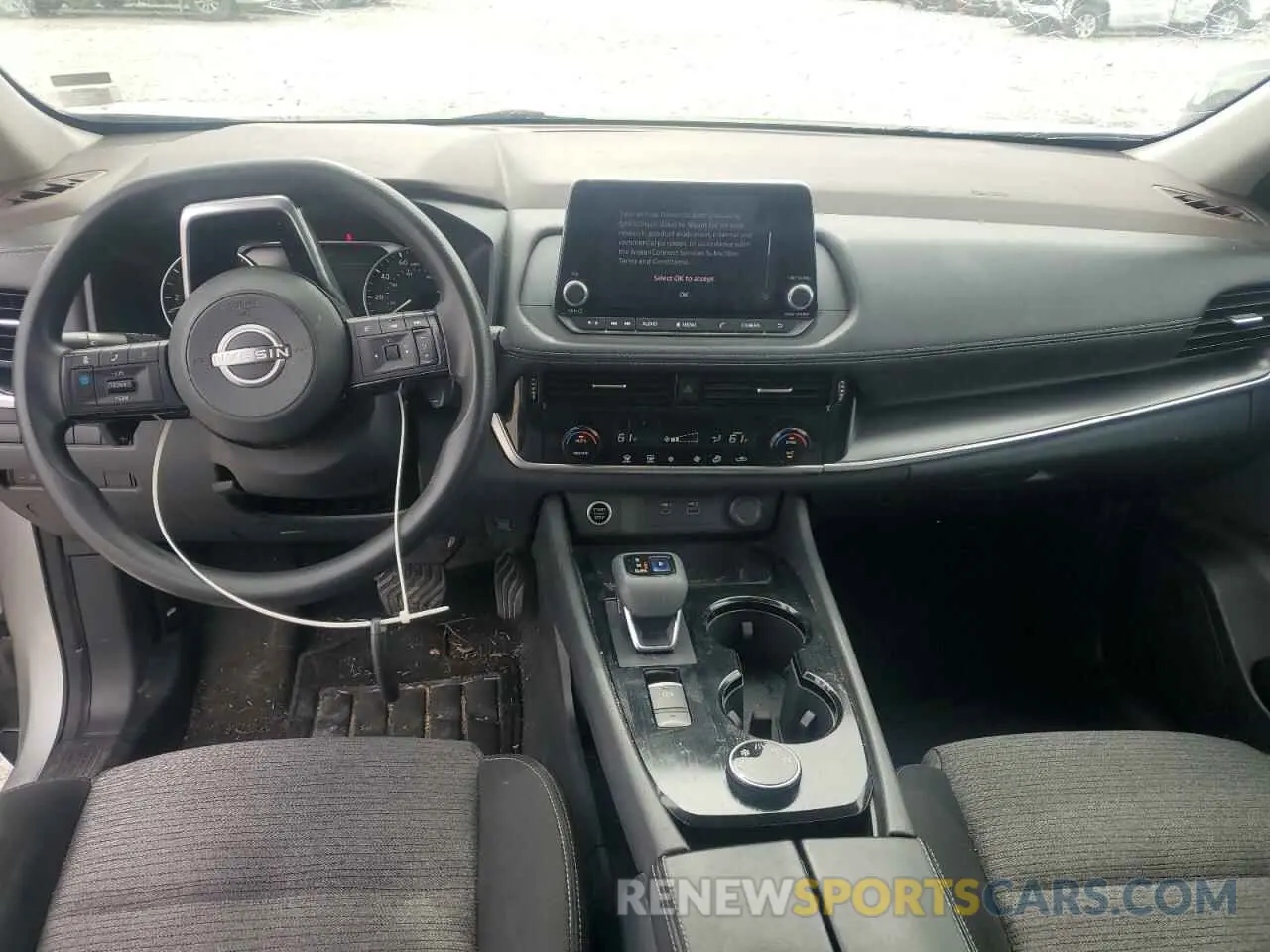 8 Photograph of a damaged car 5N1BT3BB1NC698197 NISSAN ROGUE 2022