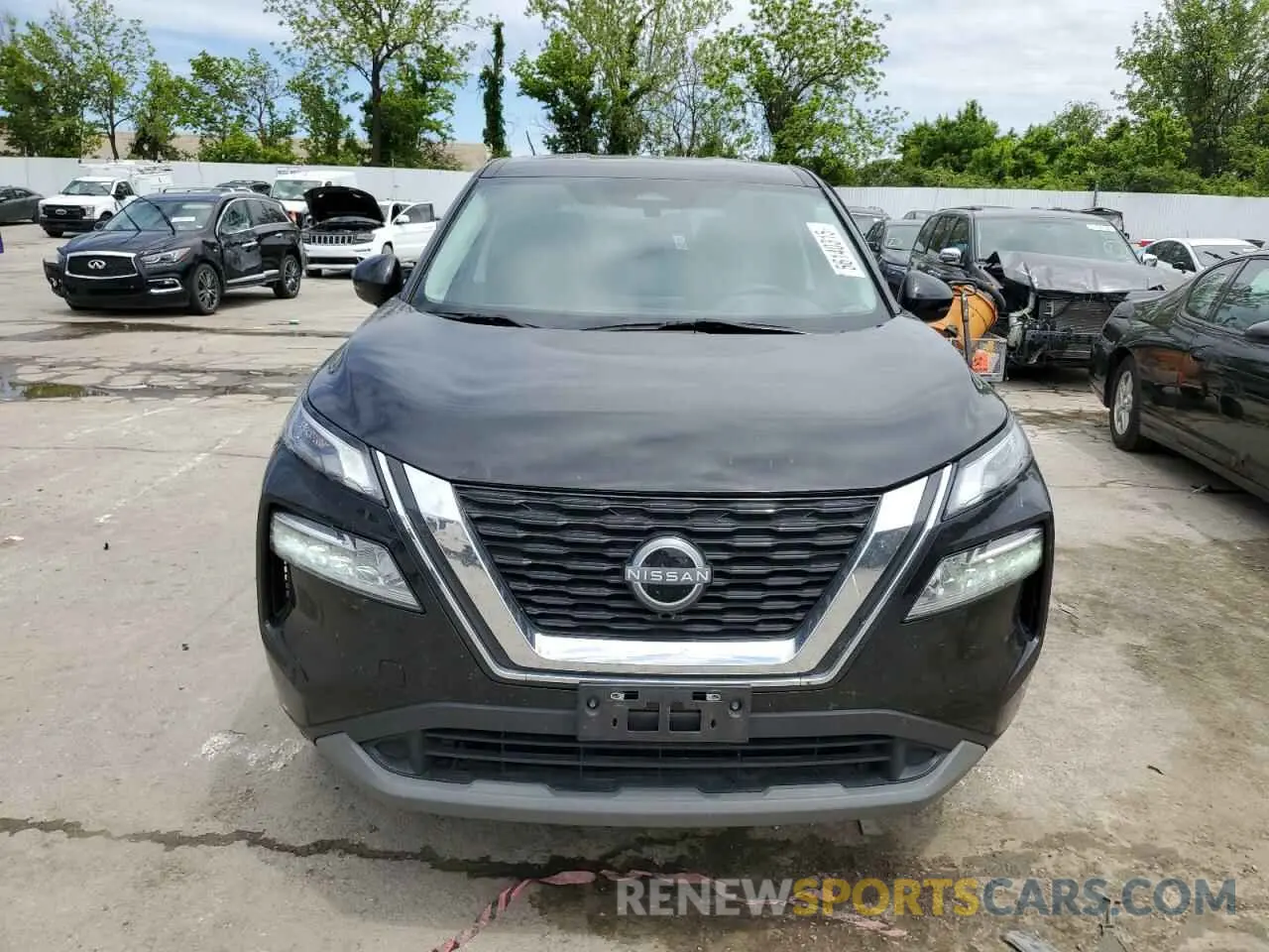 5 Photograph of a damaged car 5N1BT3BB8NC696771 NISSAN ROGUE 2022