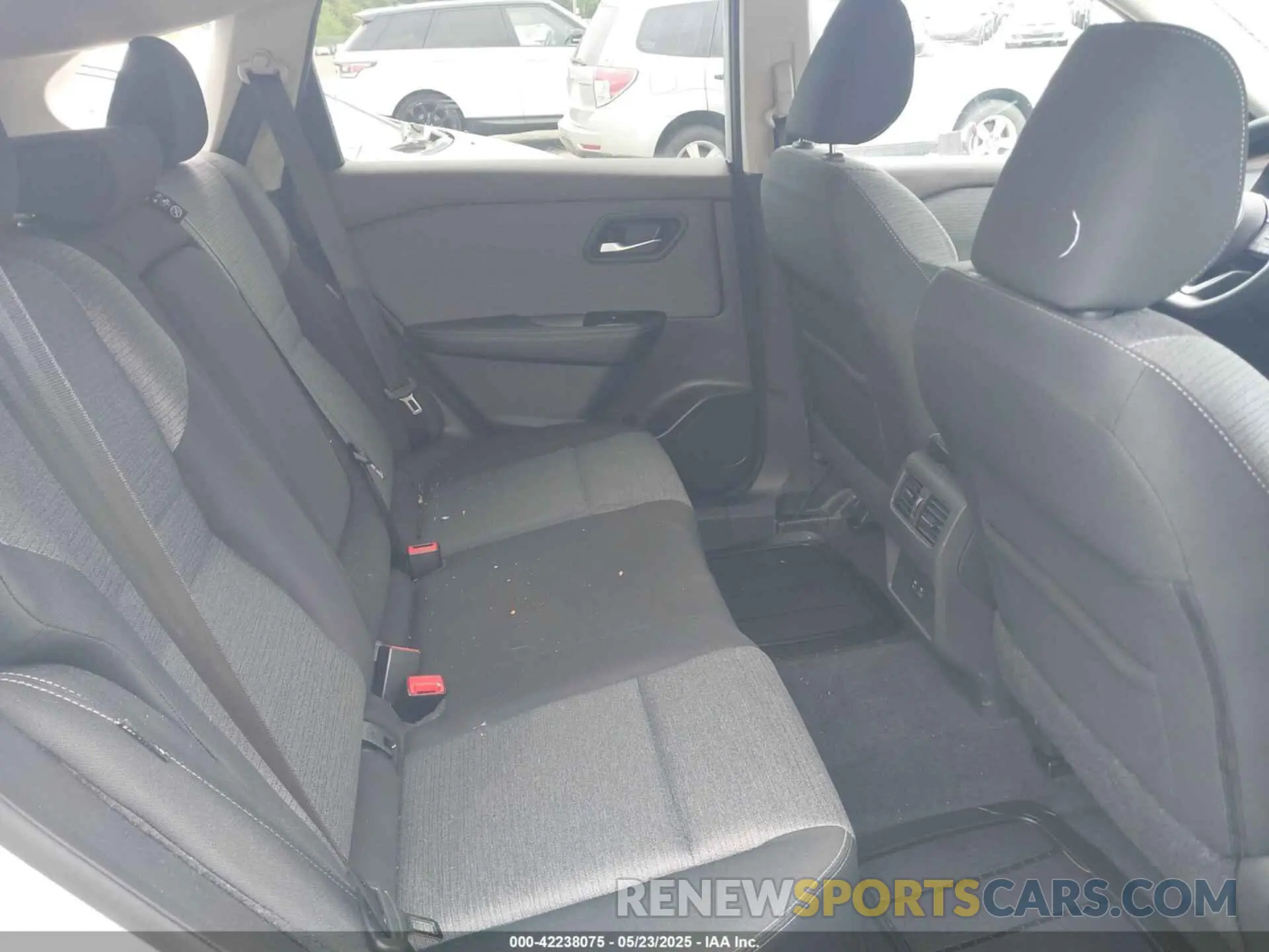 8 Photograph of a damaged car 5N1BT3BB8NC714959 NISSAN ROGUE 2022
