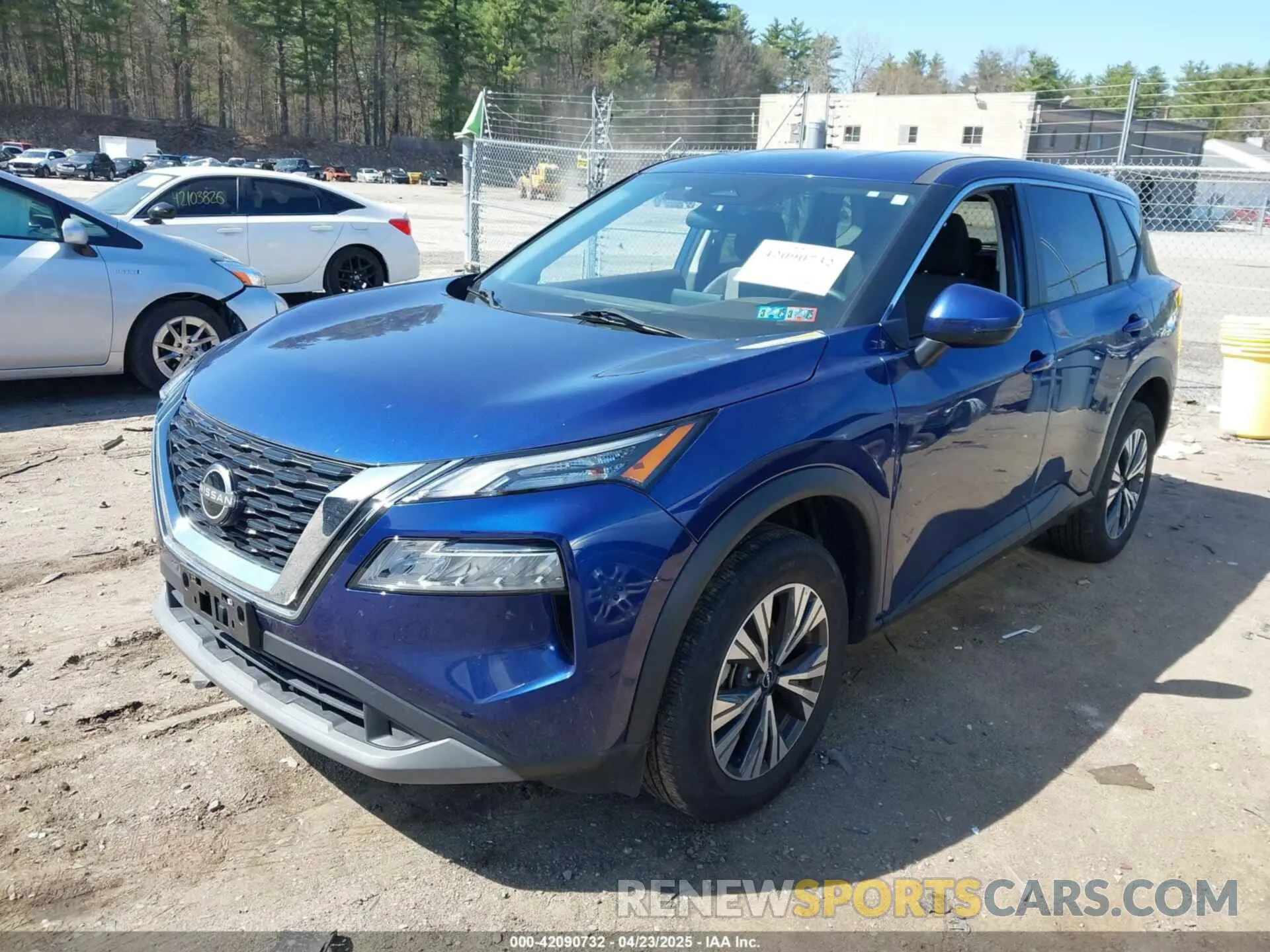 2 Photograph of a damaged car 5N1BT3BB9NC709303 NISSAN ROGUE 2022