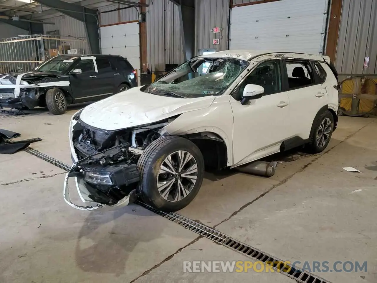 1 Photograph of a damaged car 5N1BT3BB9NC727624 NISSAN ROGUE 2022