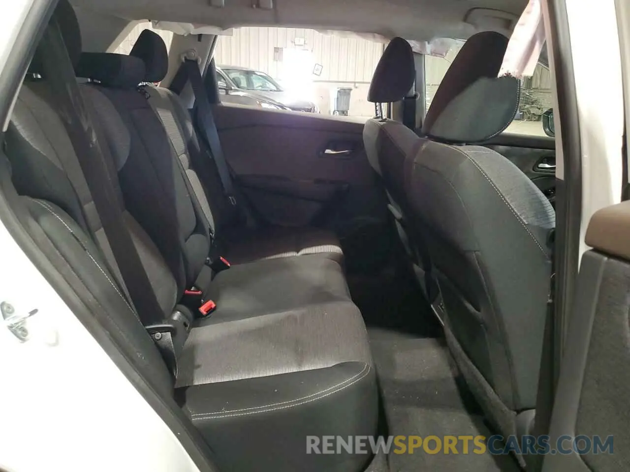 11 Photograph of a damaged car 5N1BT3BB9NC727624 NISSAN ROGUE 2022
