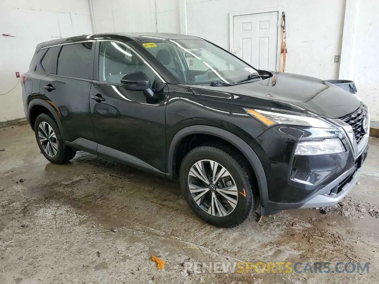 4 Photograph of a damaged car 5N1BT3BBXNC721217 NISSAN ROGUE 2022
